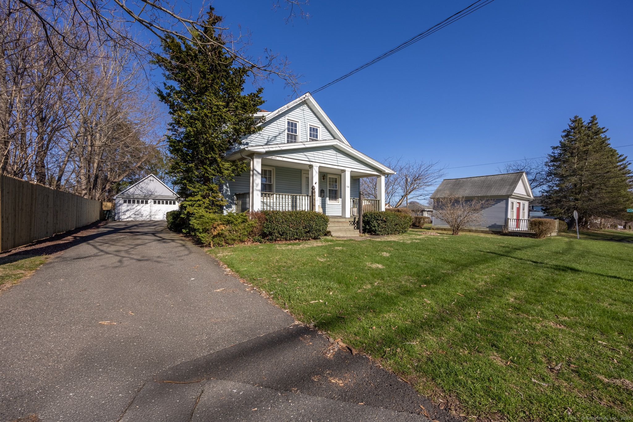 700 Buckingham Street