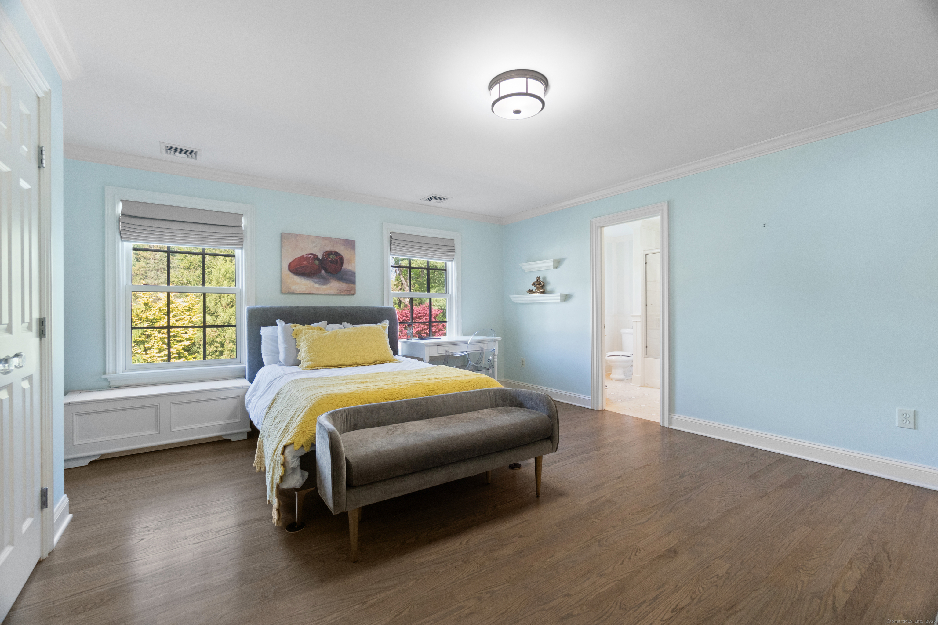 4 Silver Brook Road