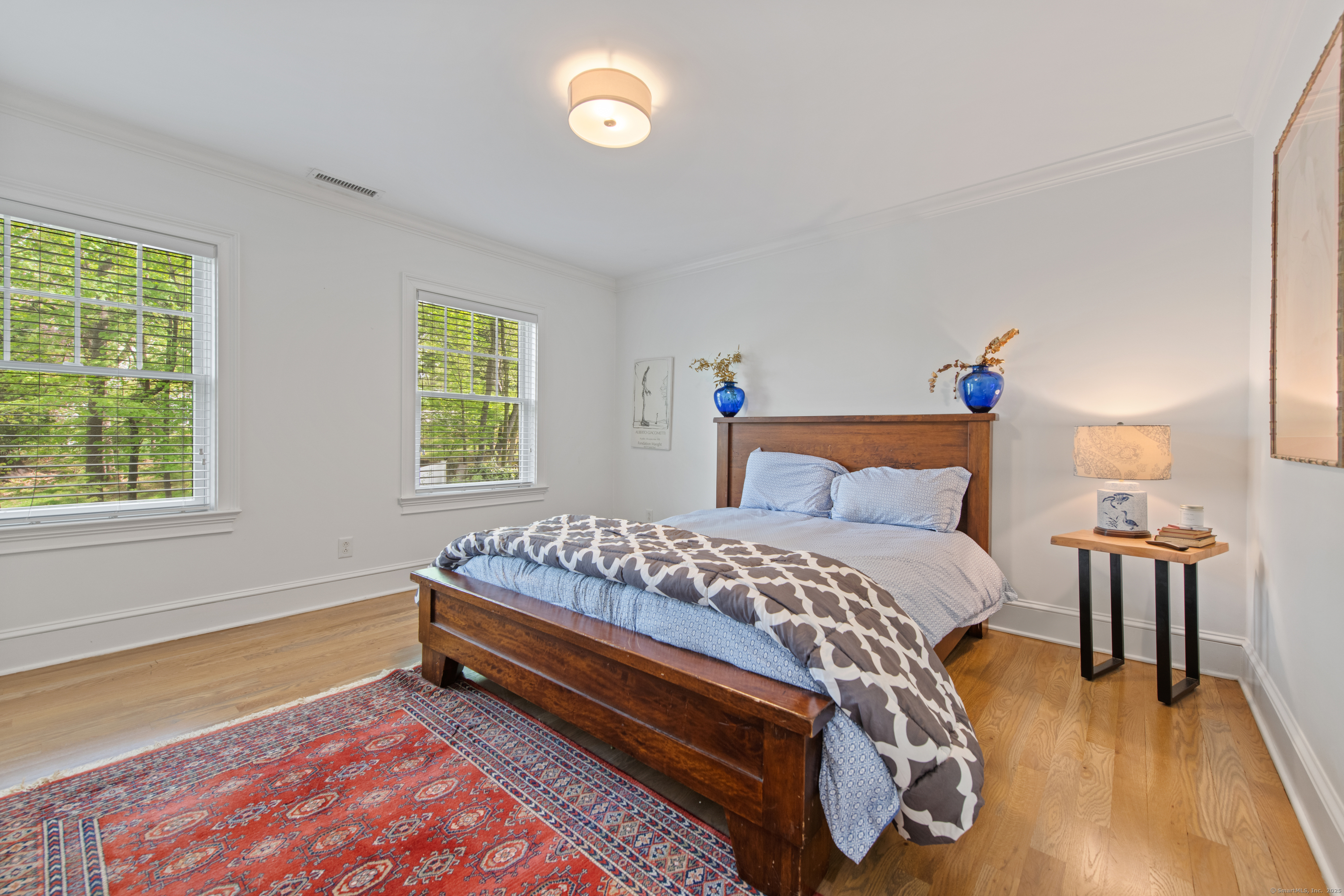 187 Compo Road South