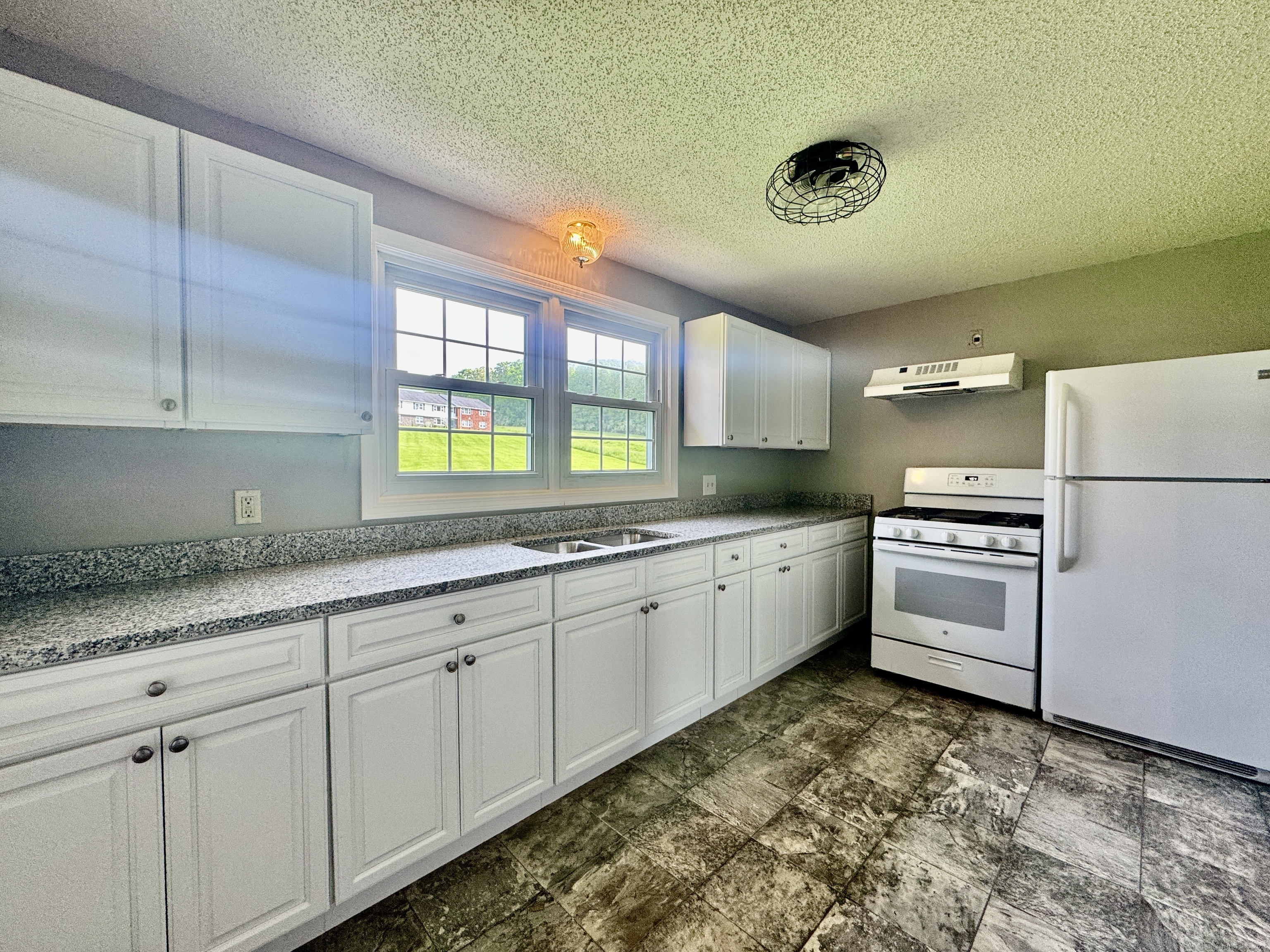 245 Cherry Avenue A22