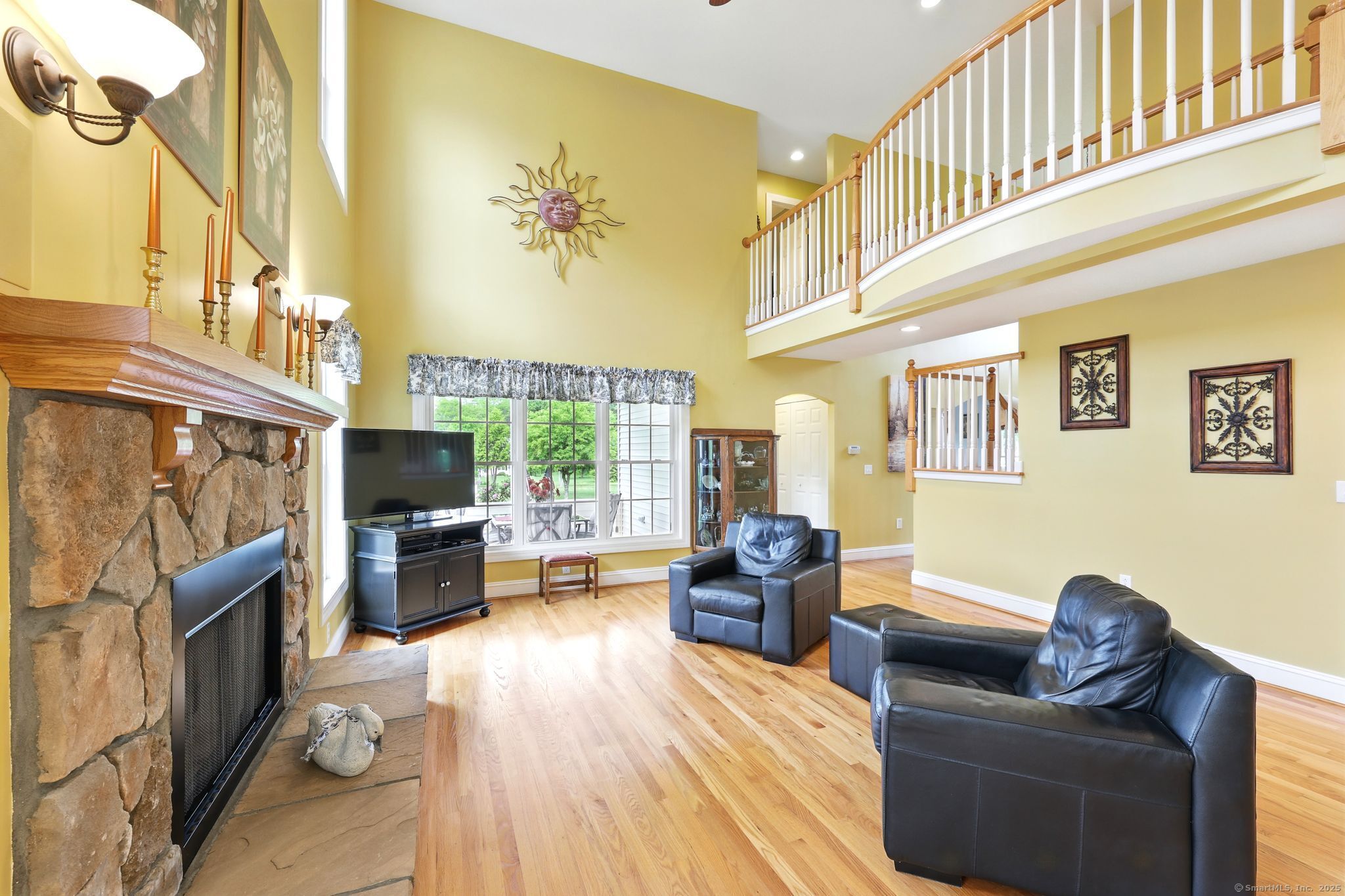 7 Brook Wood Court