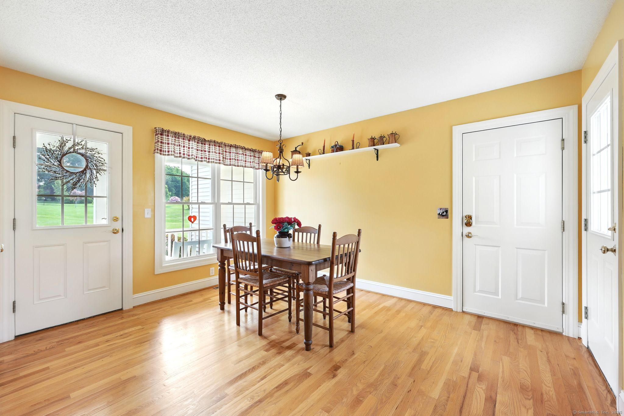 7 Brook Wood Court
