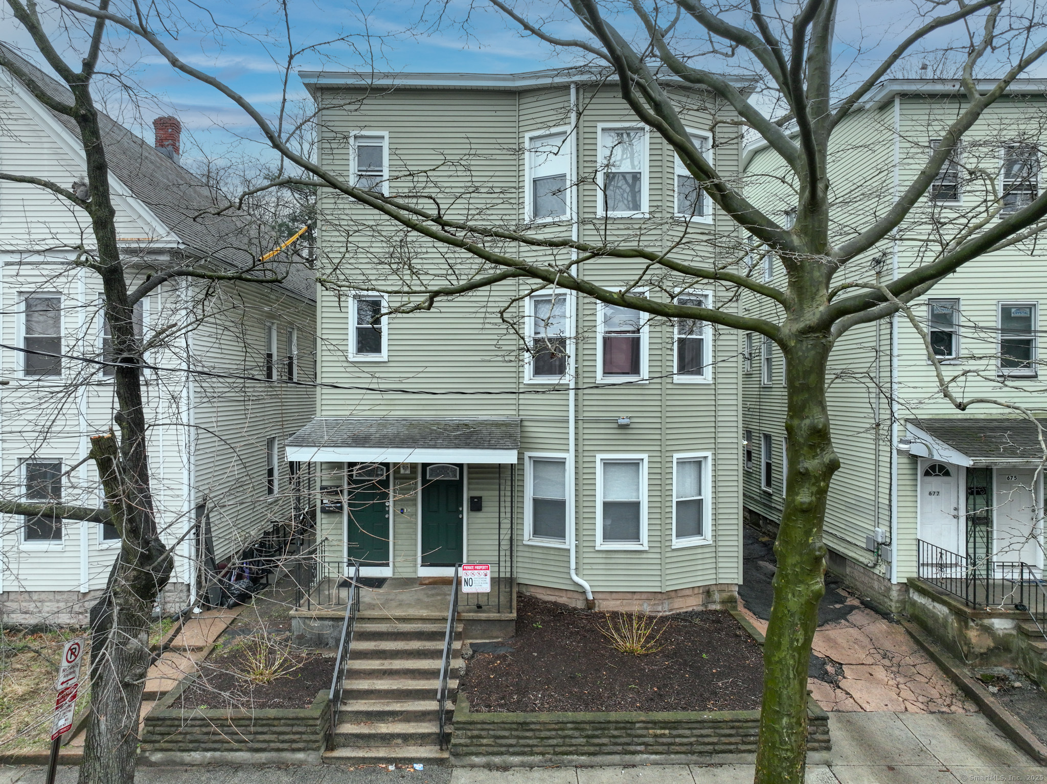 679 Winchester Avenue