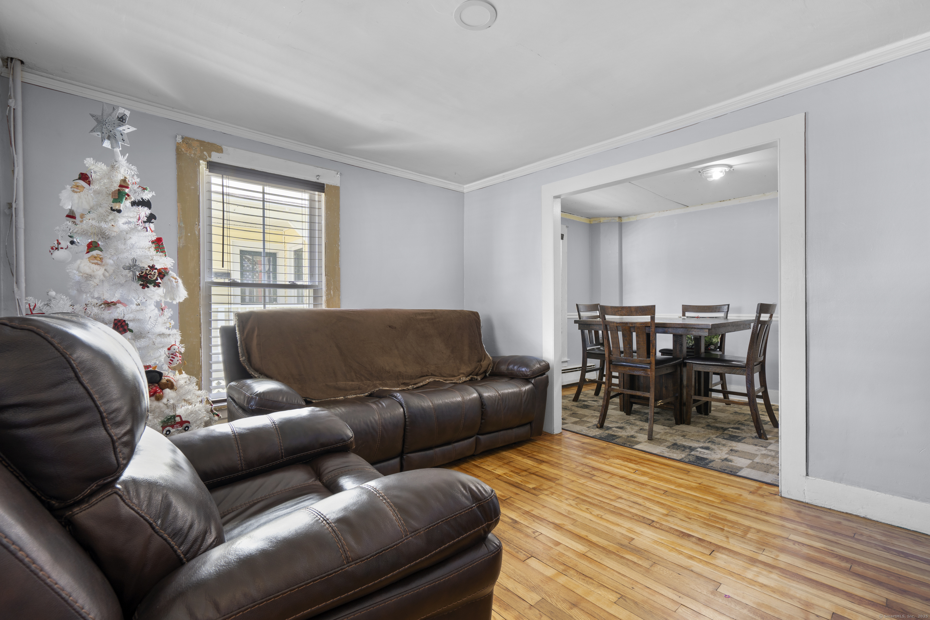 1701 Farmington Avenue