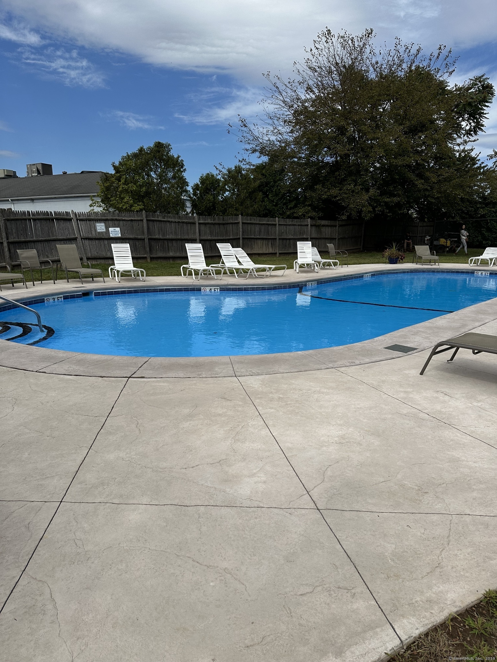 2422 Harbor View Drive 2422