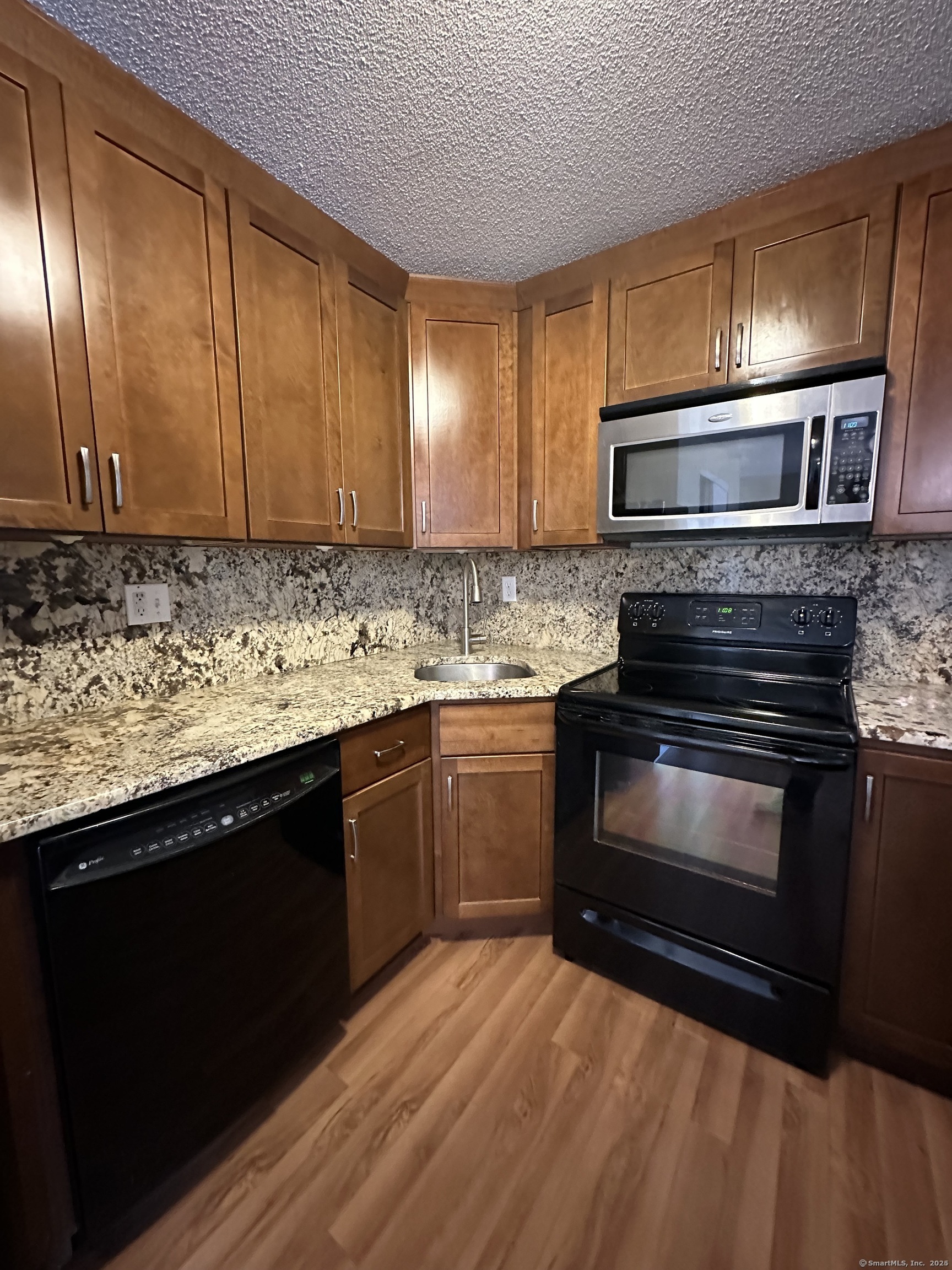 2422 Harbor View Drive 2422