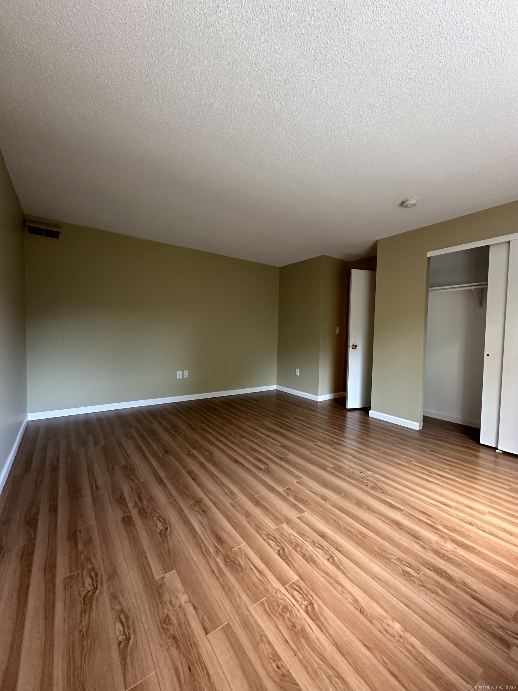 2422 Harbor View Drive 2422