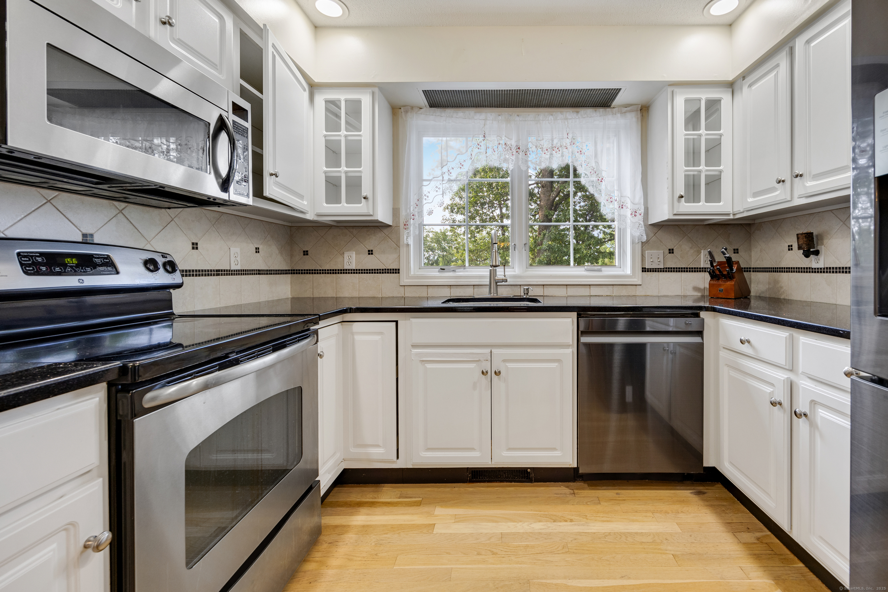 5 Peach Orchard Hill