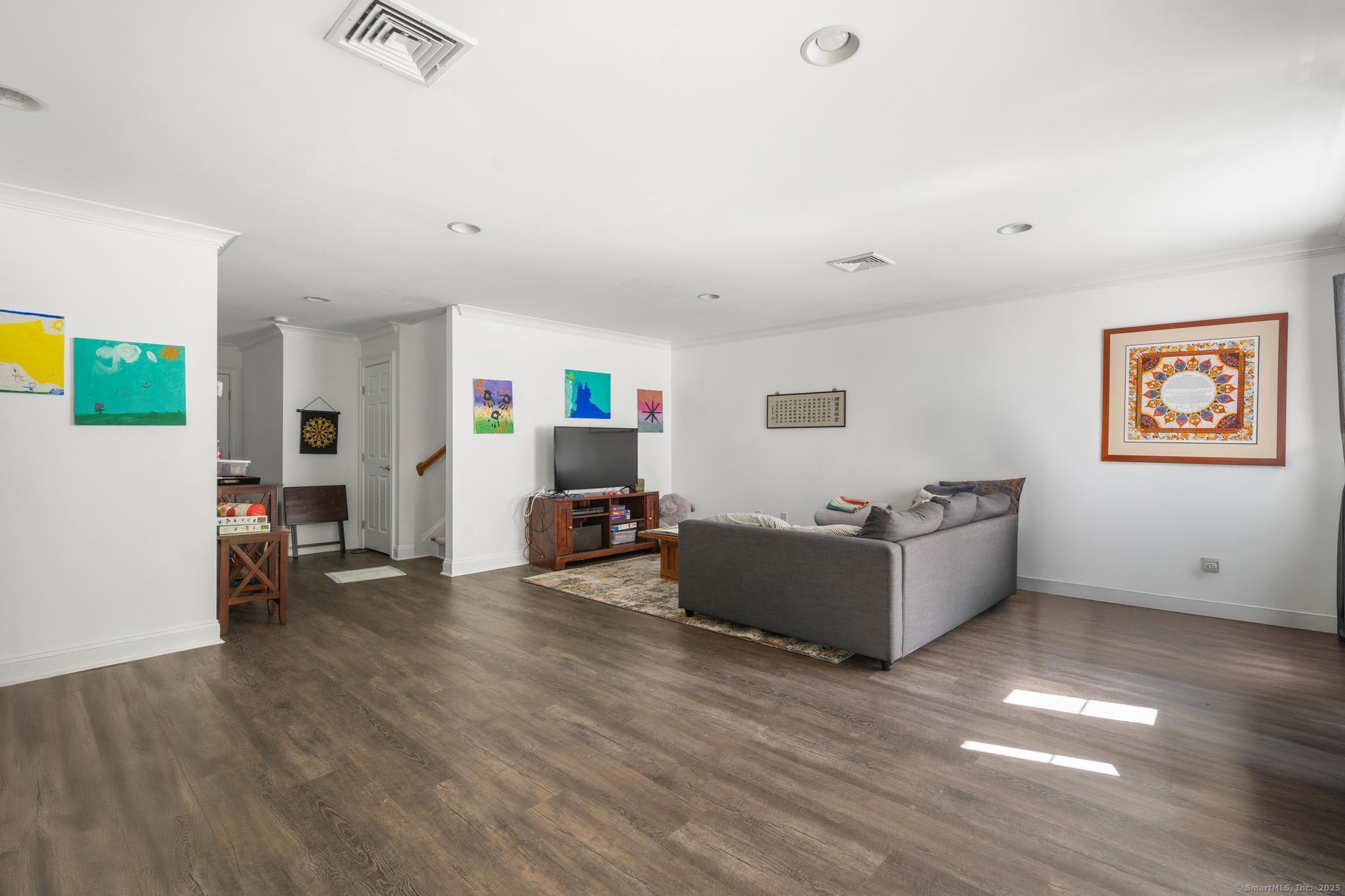 2 Dogwood Court 2