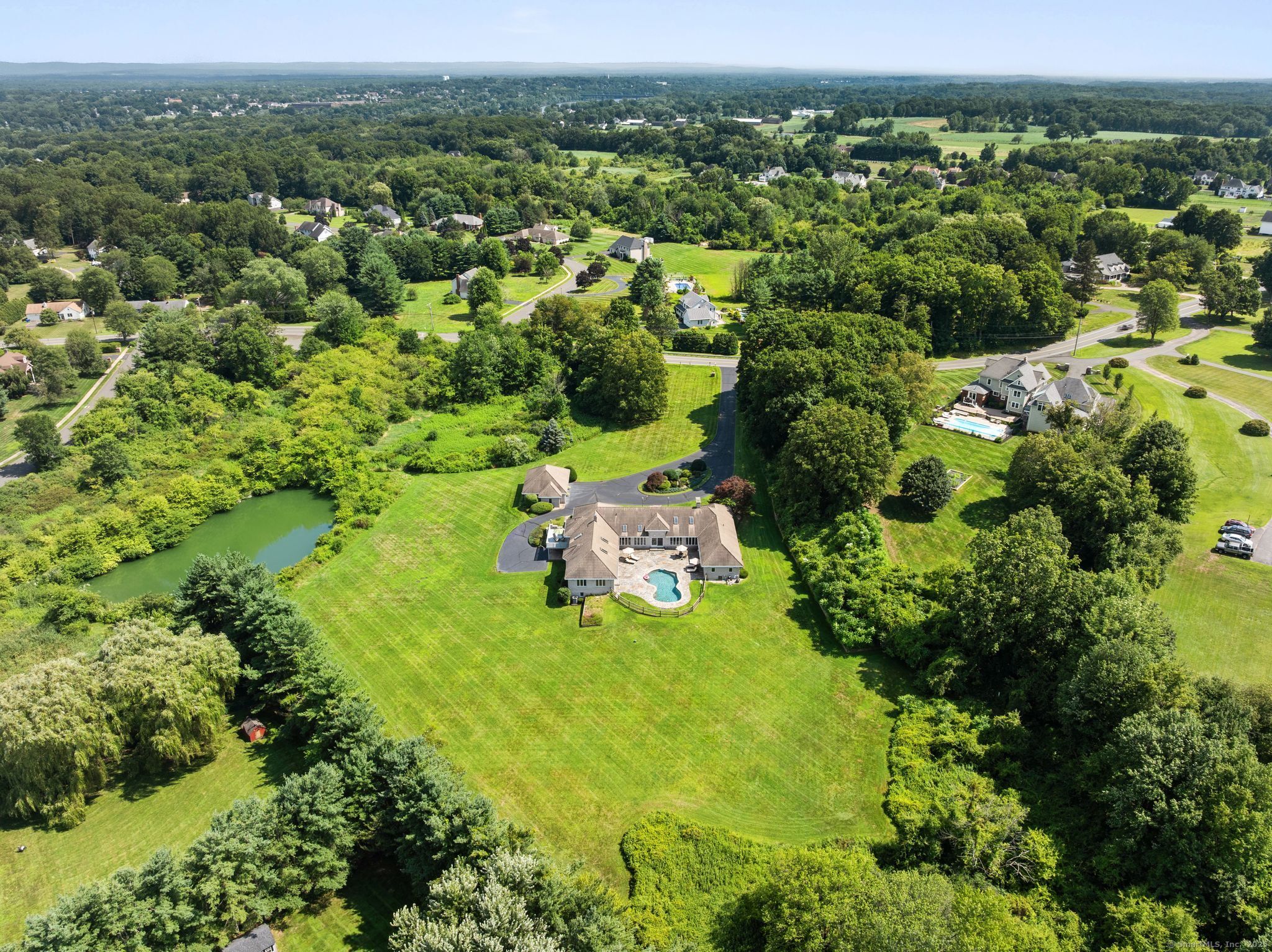 1253 Mapleton Avenue