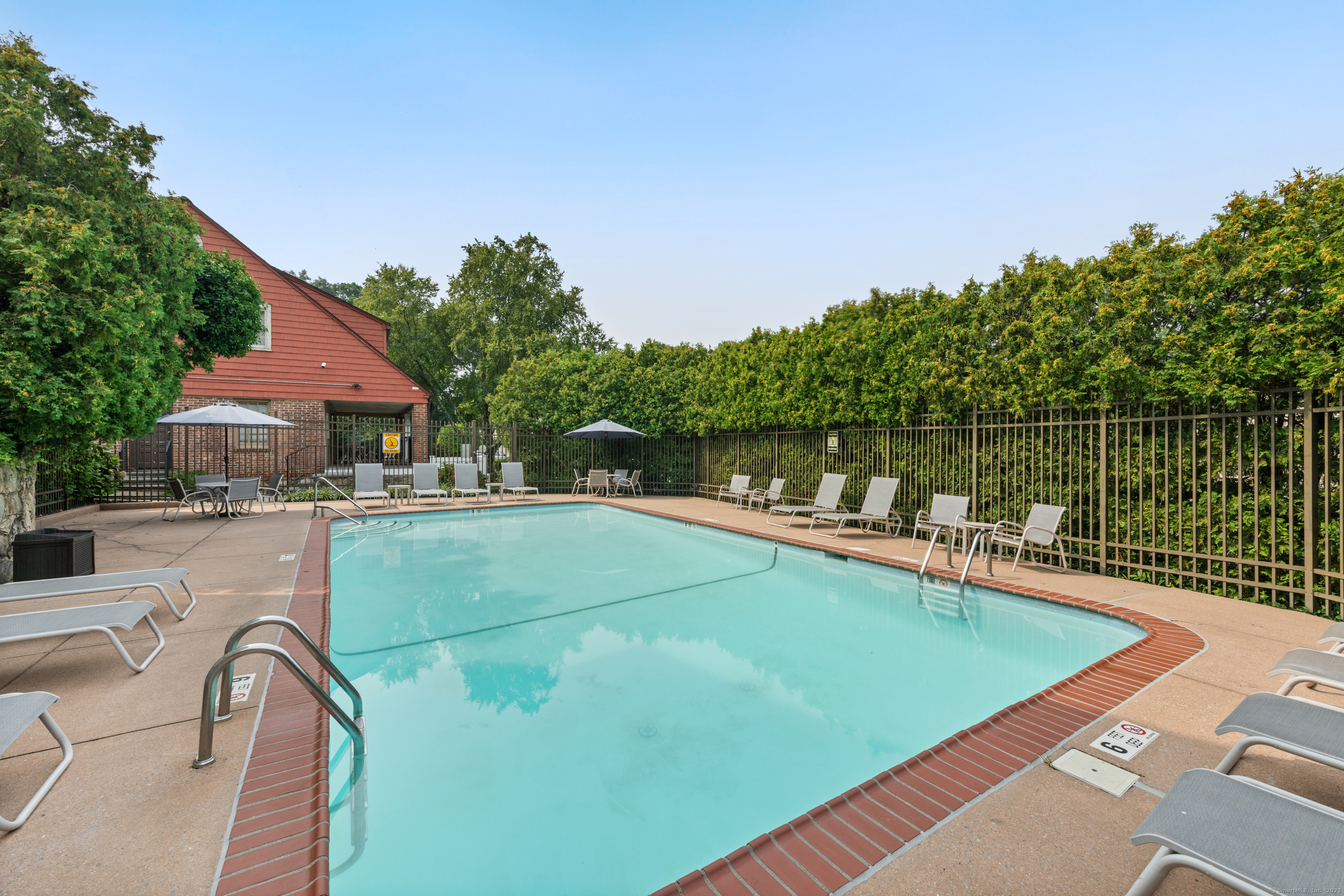 202 Soundview Avenue 50