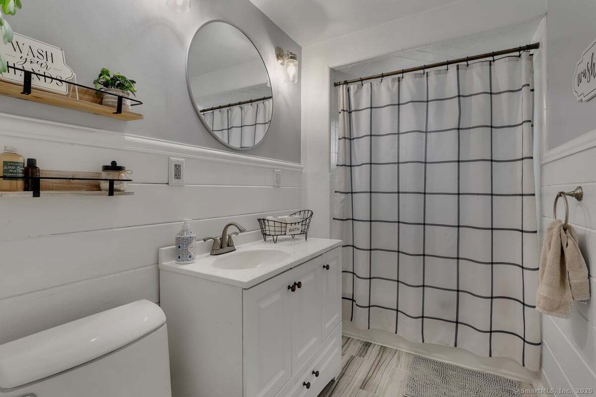 122 Carpenter Avenue