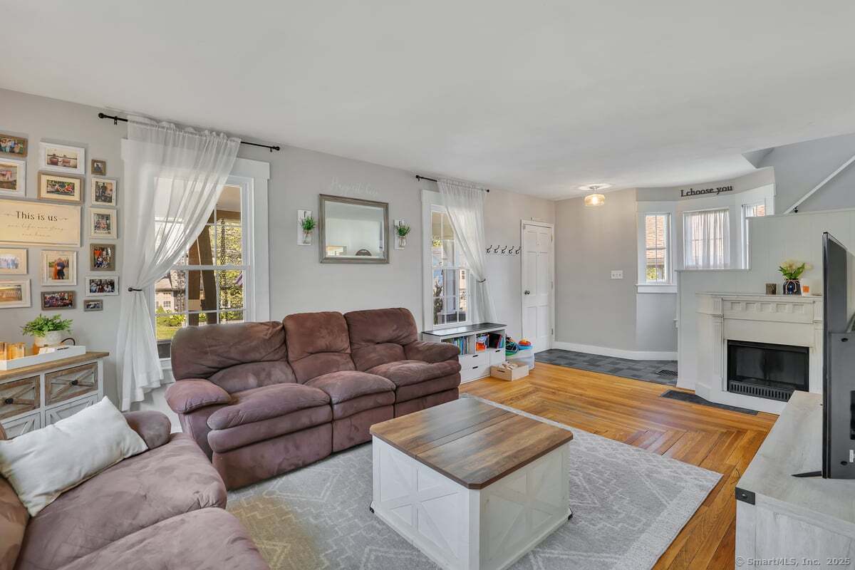 122 Carpenter Avenue