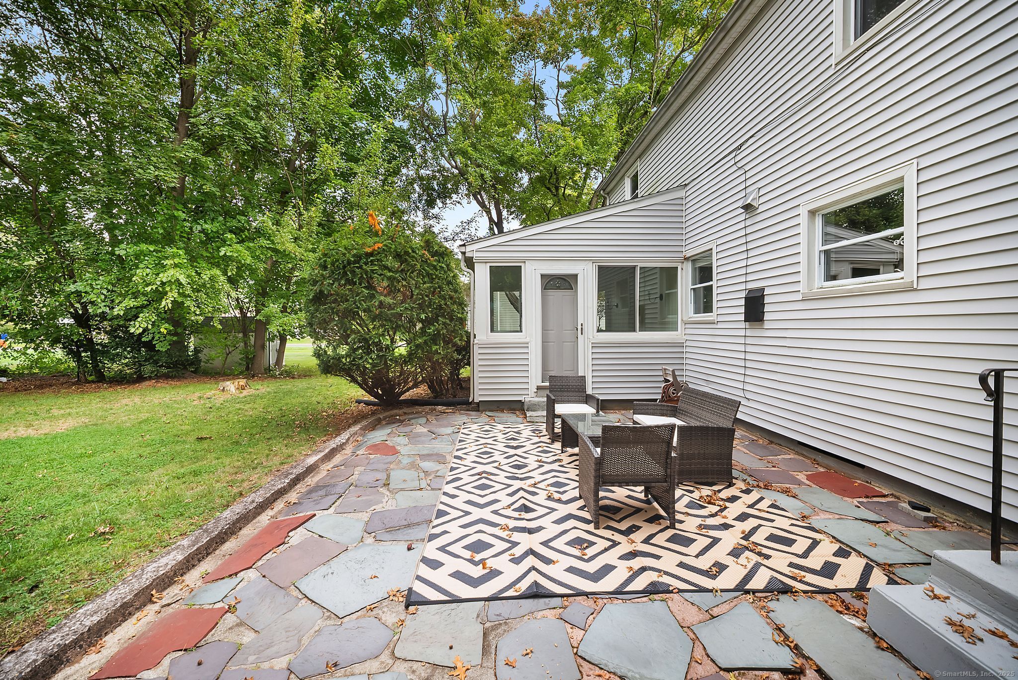 8 Tanglewood Road