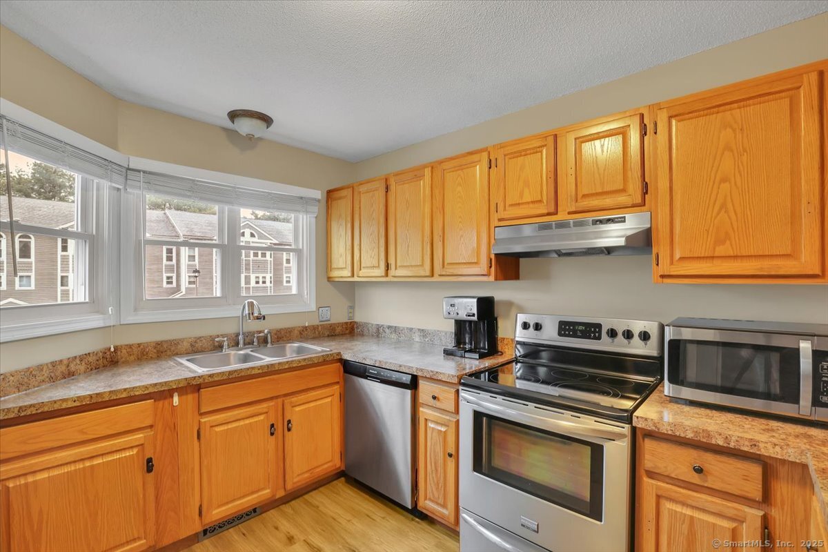 1655 North Colony Road 12