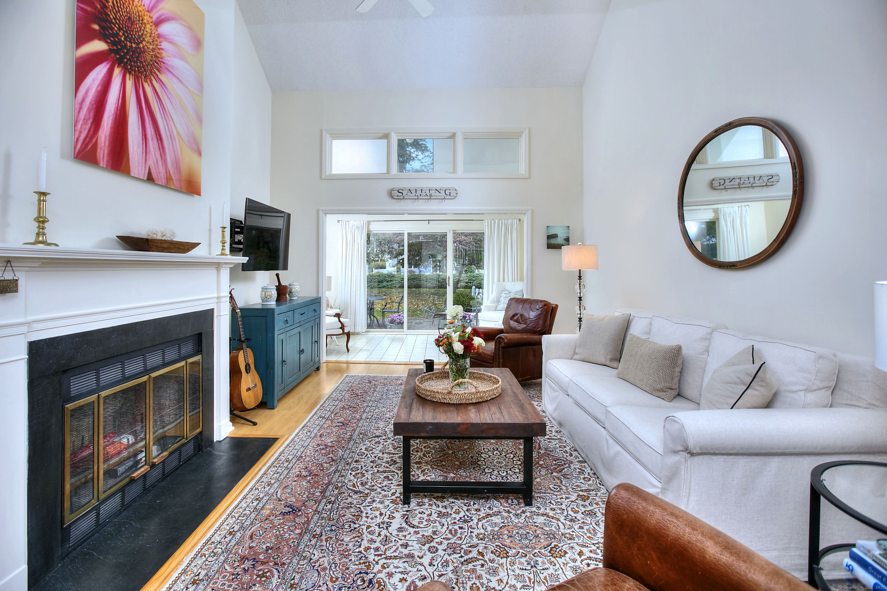 220 Lansdowne 220