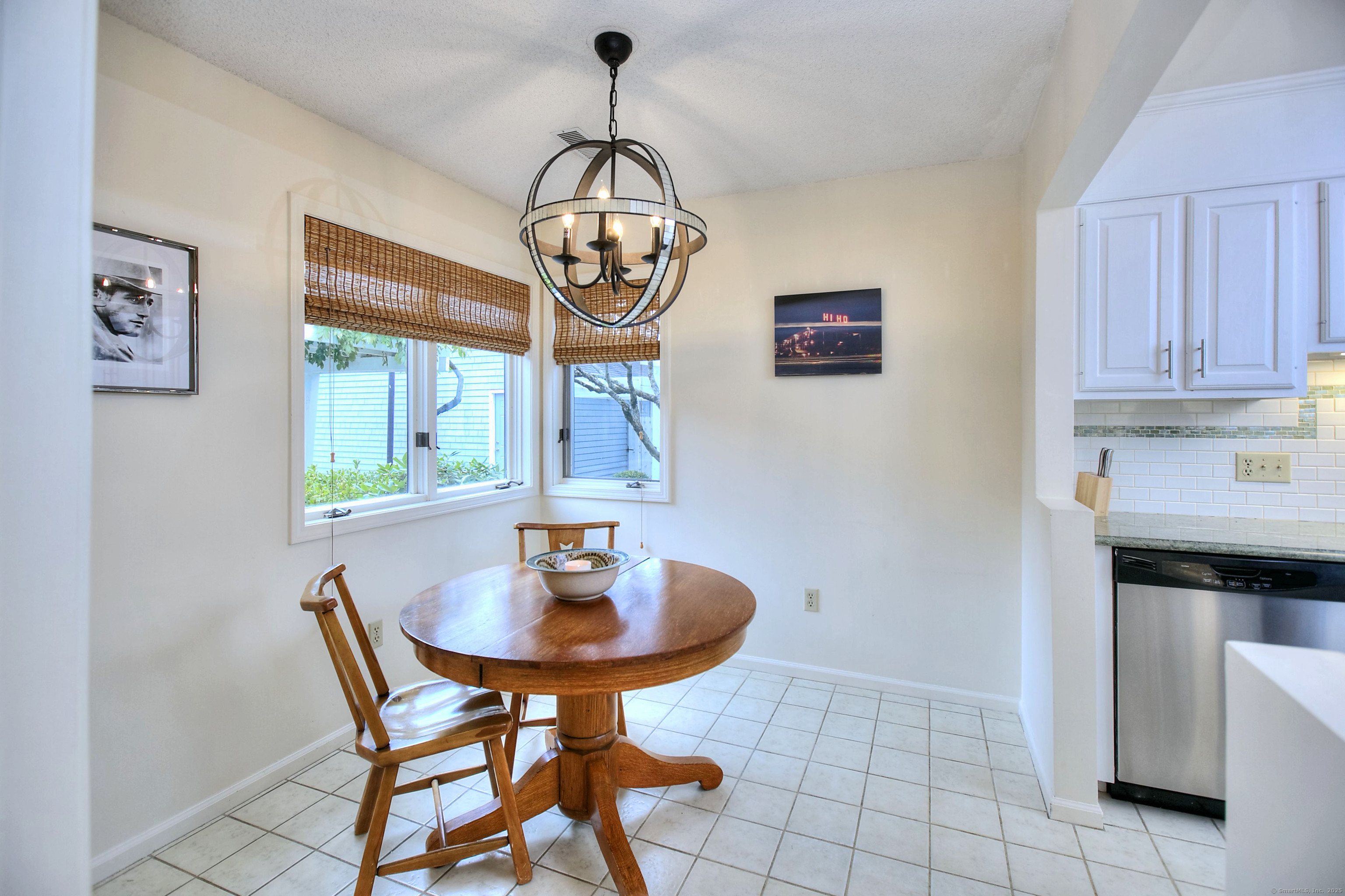 220 Lansdowne 220
