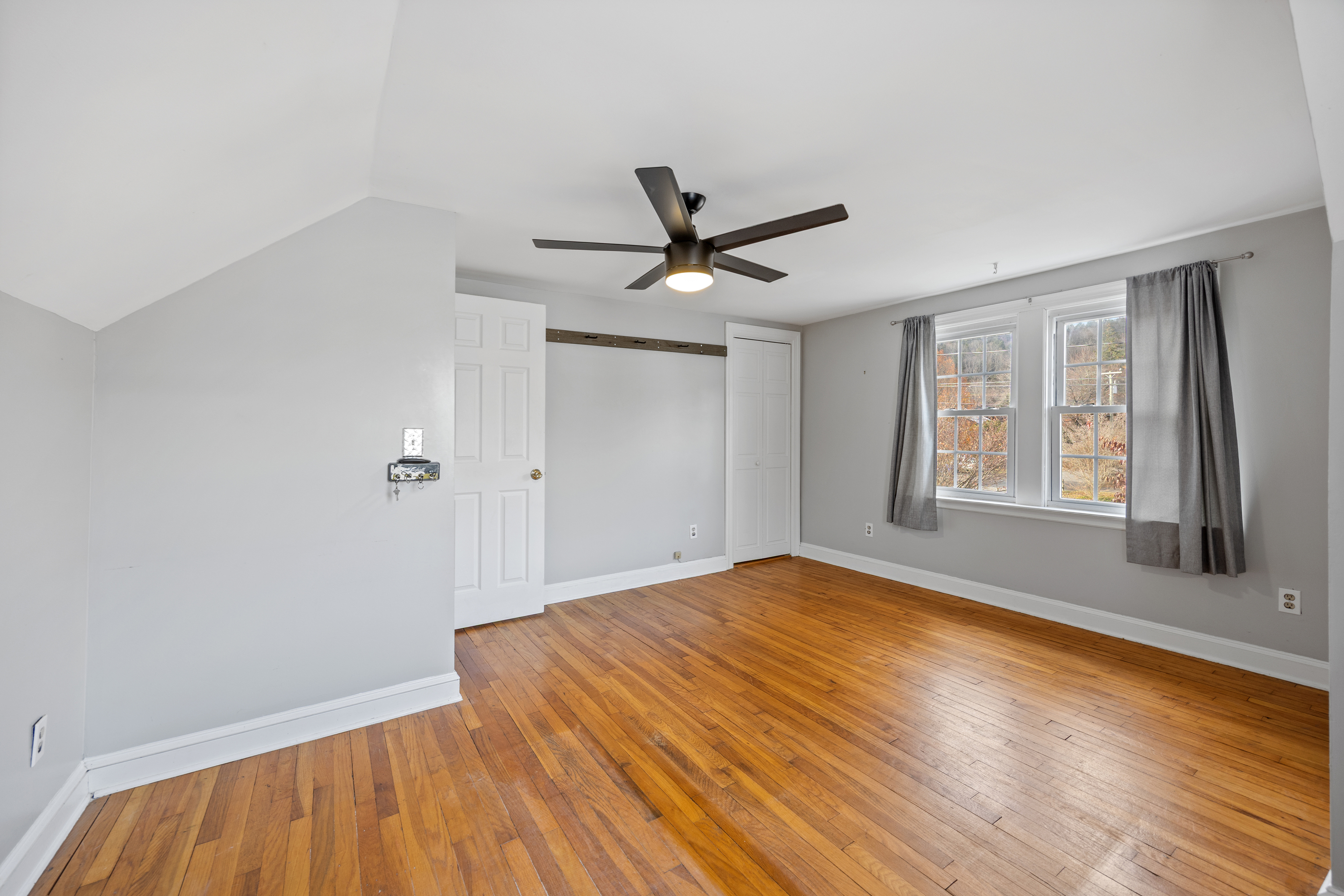 71 Treadwell Avenue