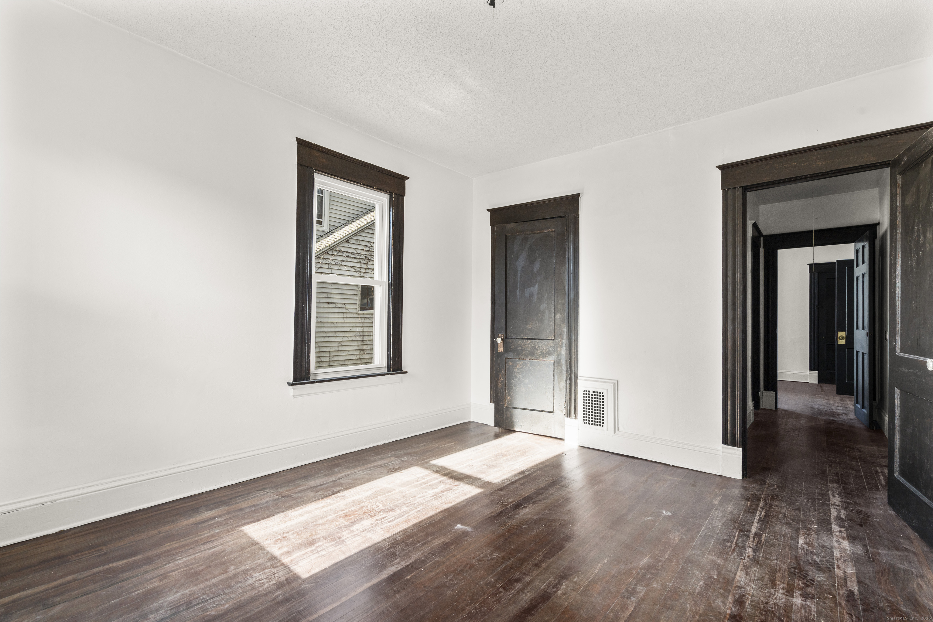 100 Shuttle Meadow Avenue