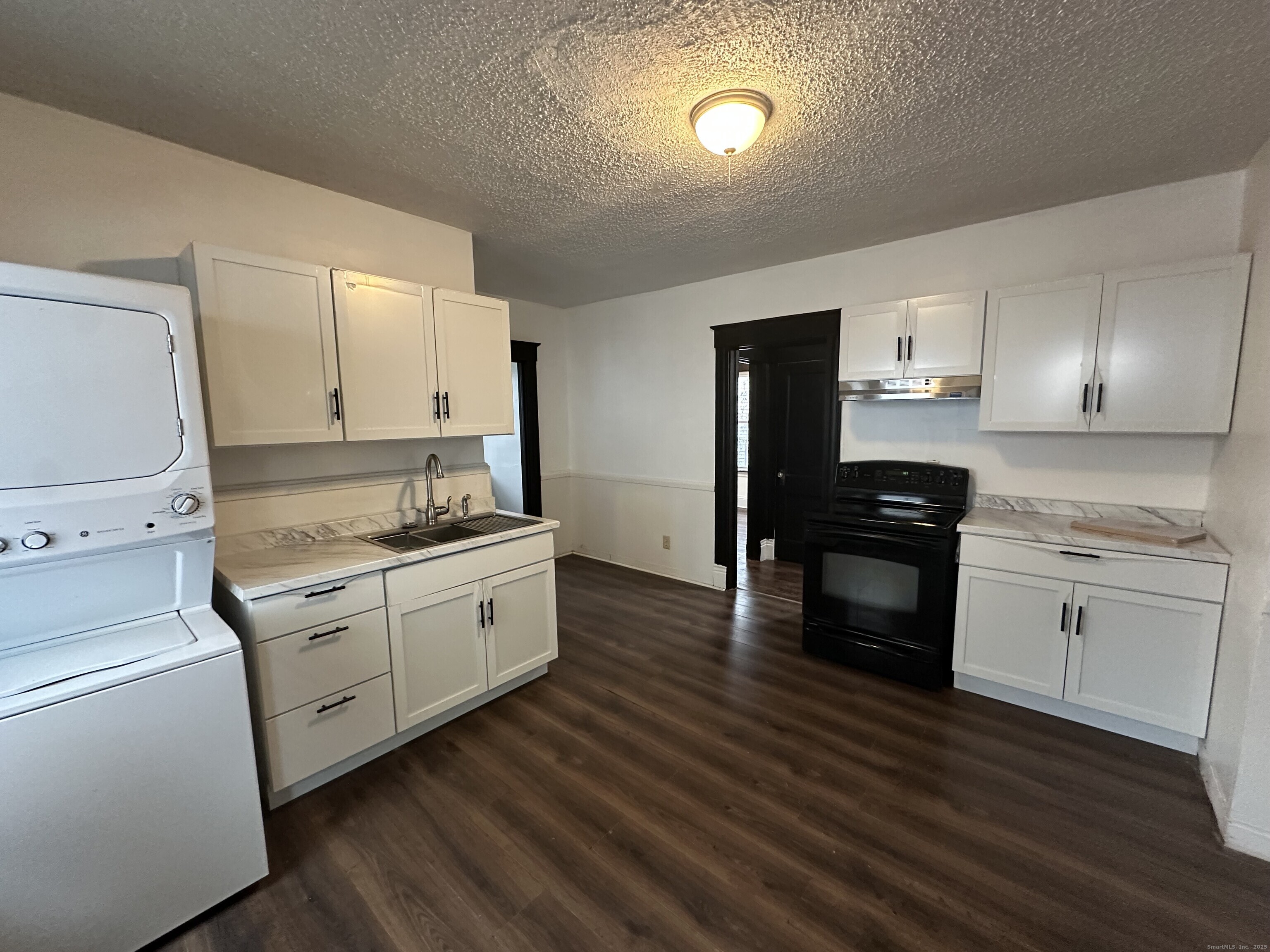 100 Shuttle Meadow Avenue