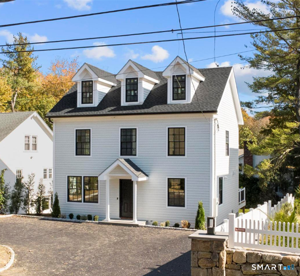 18 Sound Beach Avenue