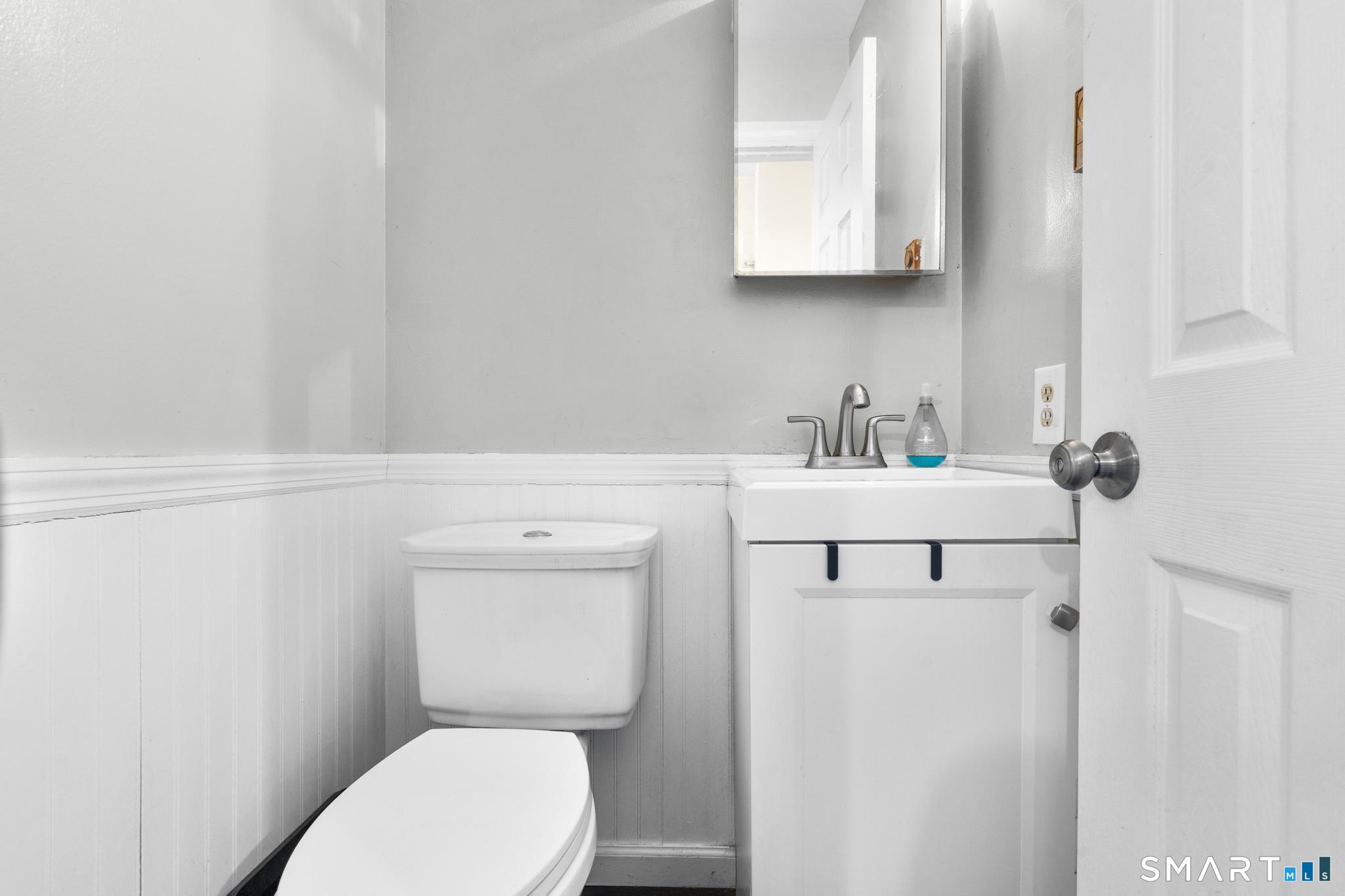 84 Taylor Avenue APT 1