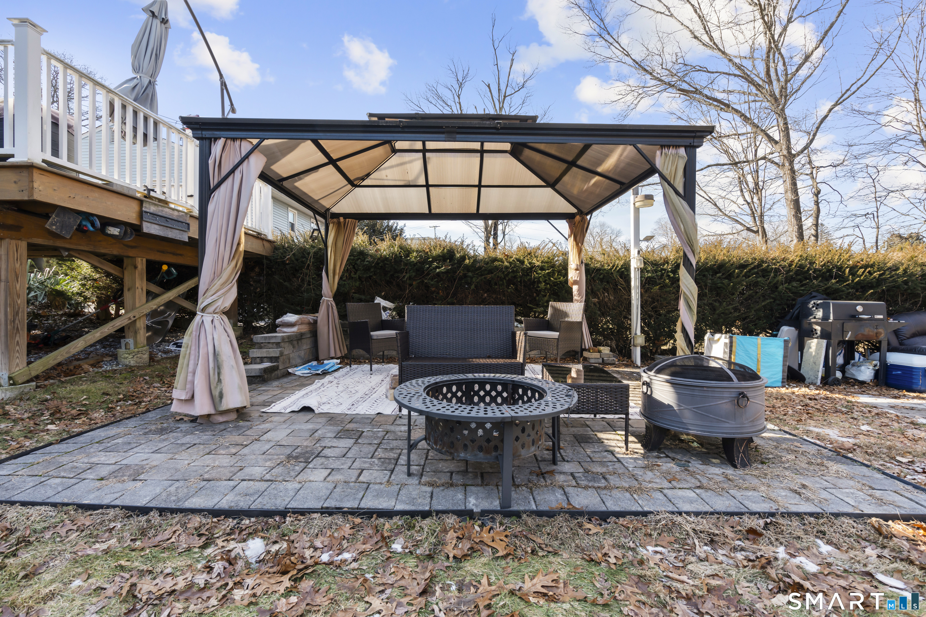 80 Overlook Avenue