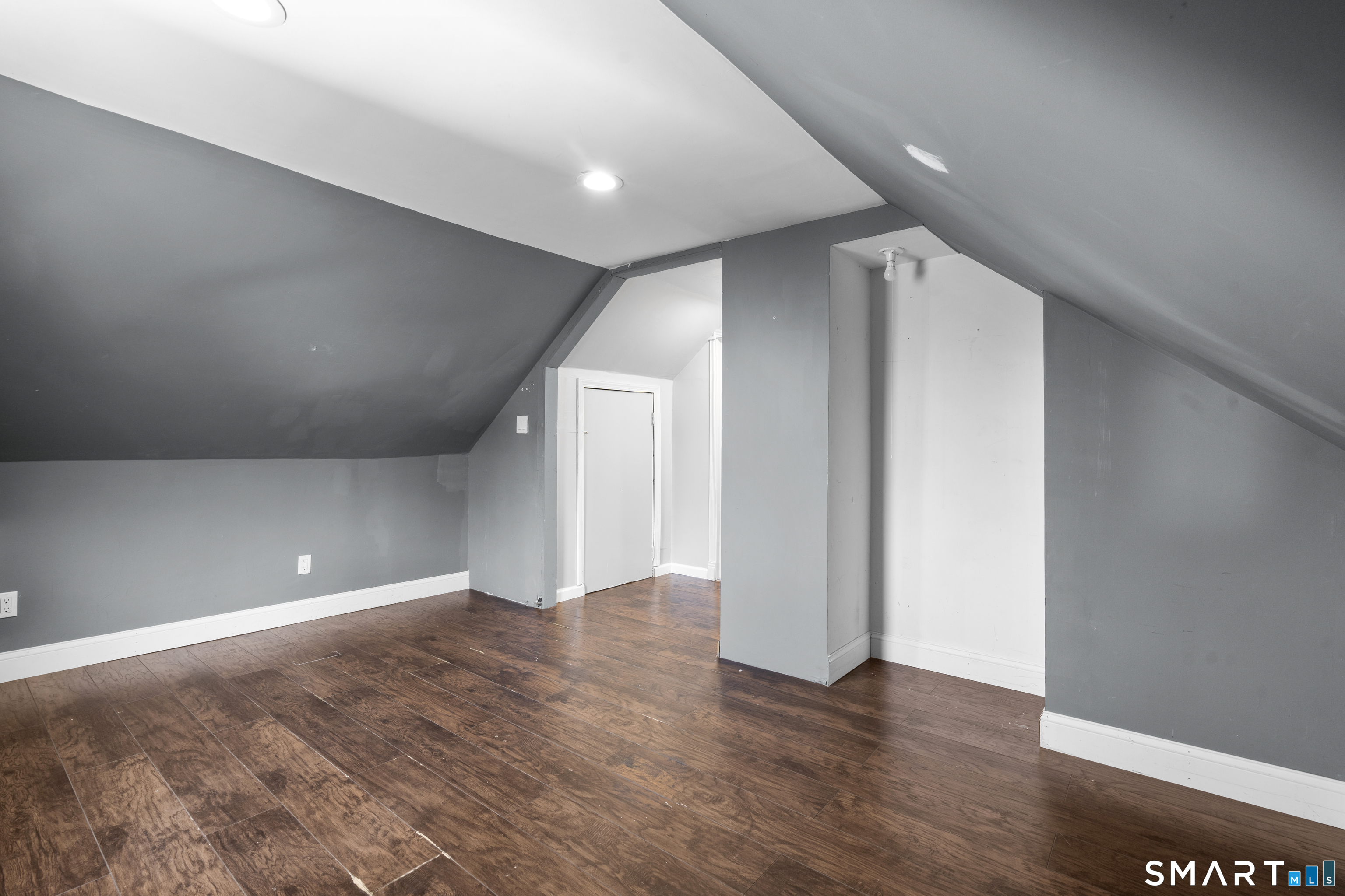 80 Overlook Avenue