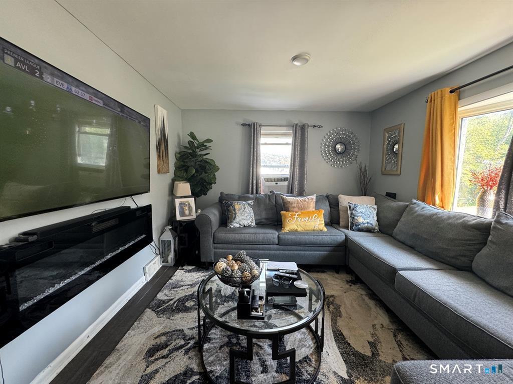 80 Overlook Avenue