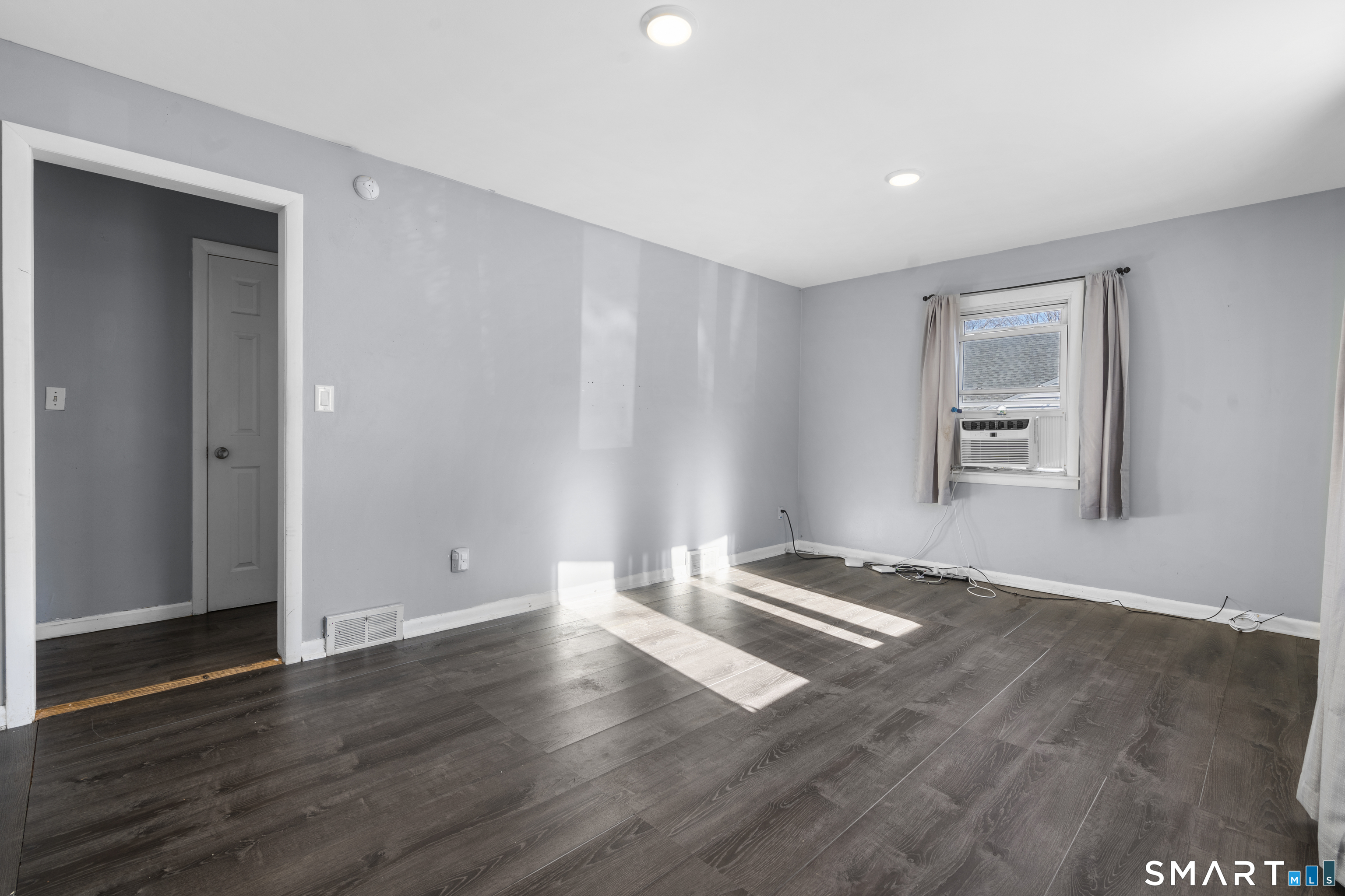 80 Overlook Avenue