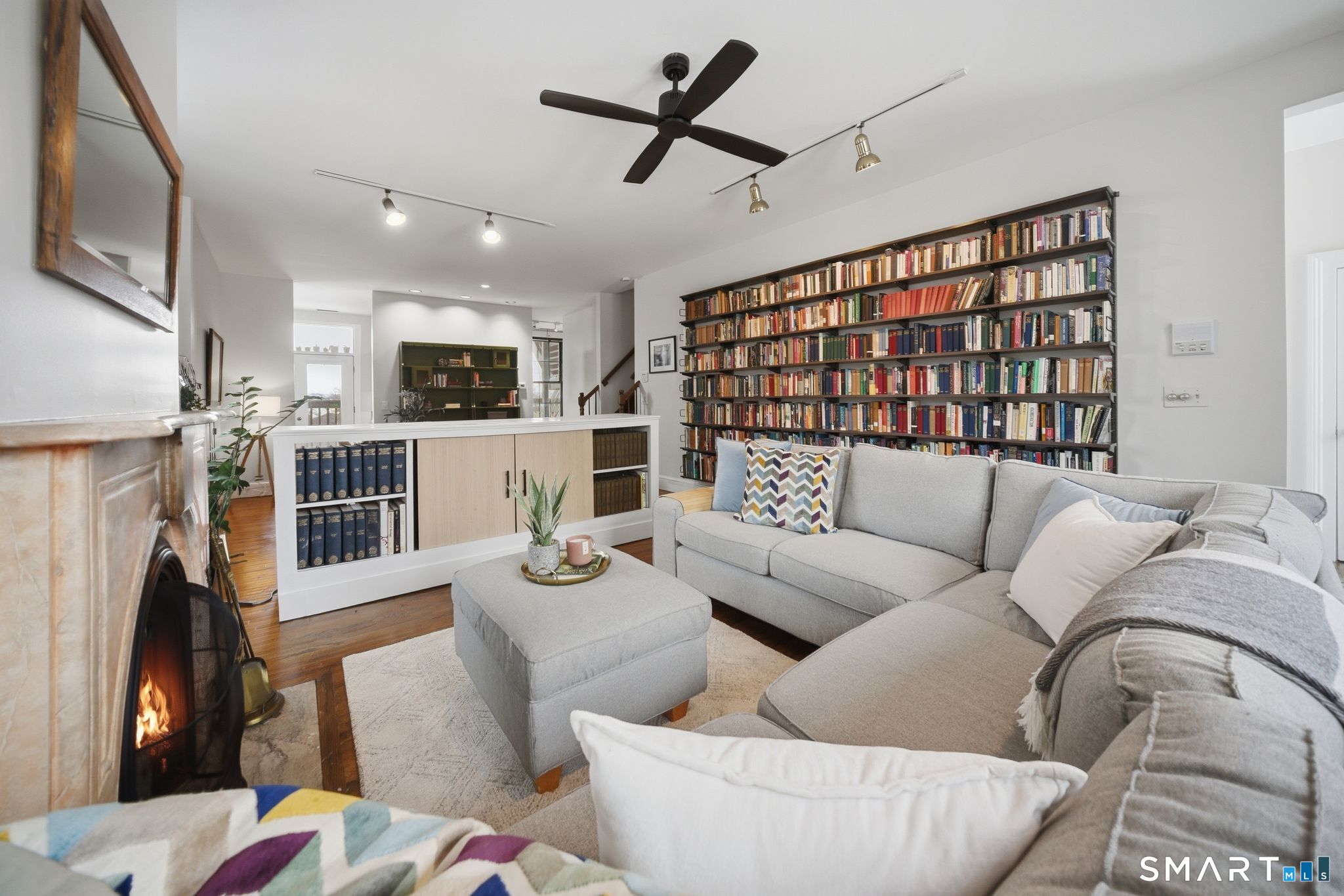 34 Charter Oak Place 4