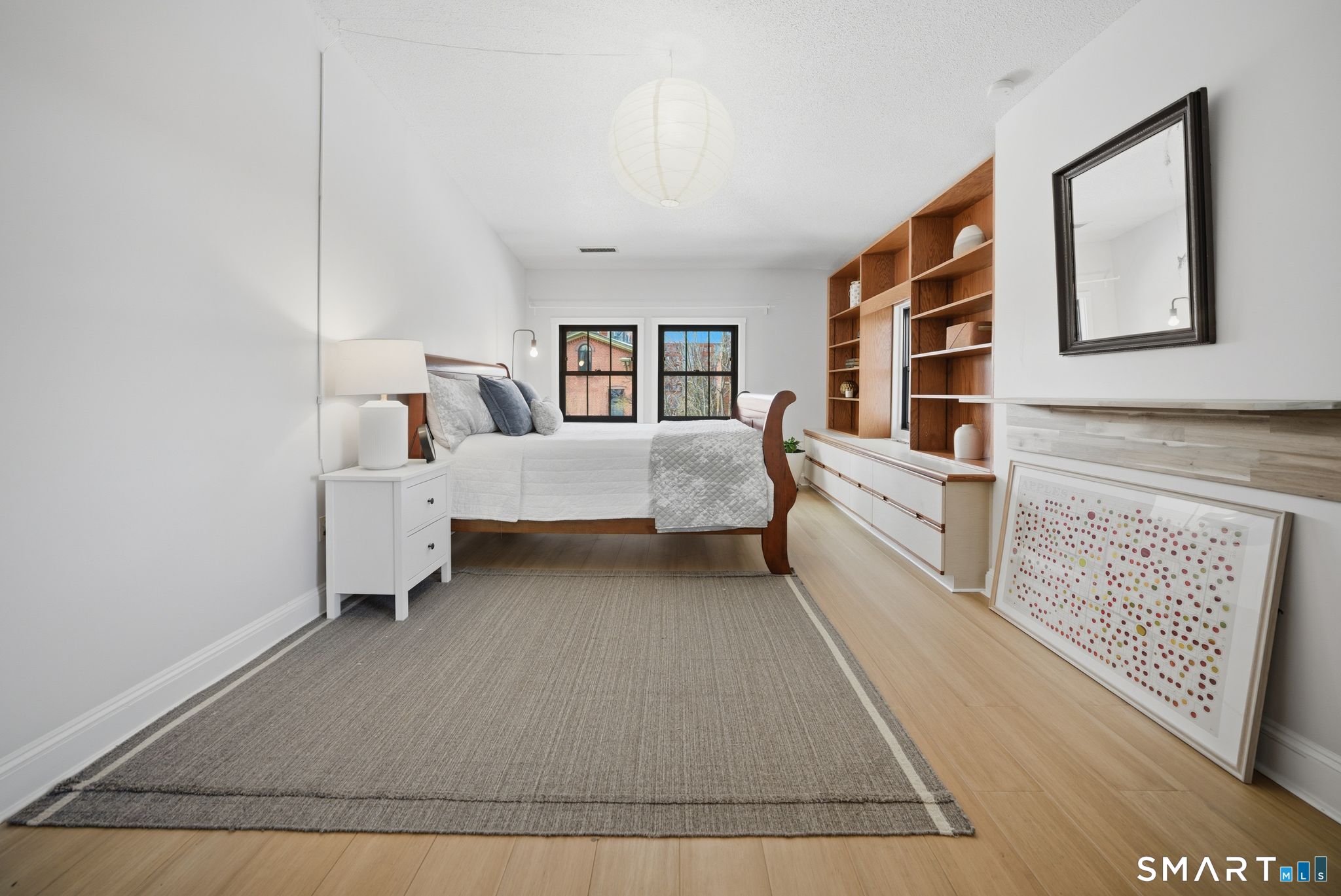 34 Charter Oak Place 4