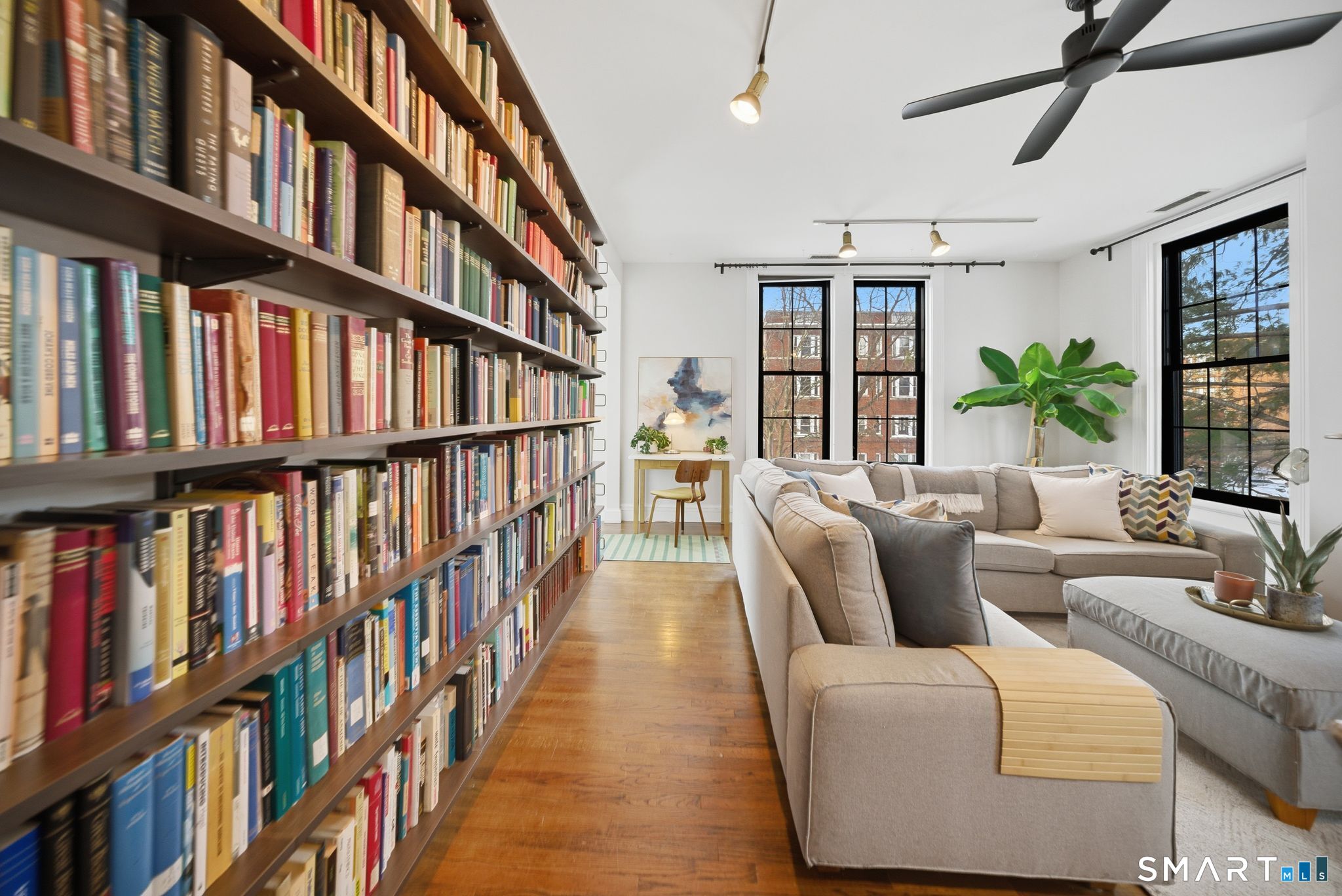 34 Charter Oak Place 4