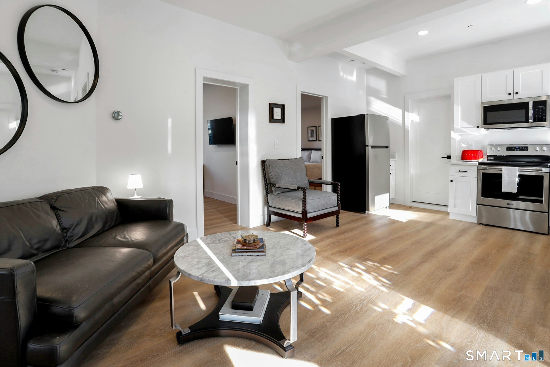 225 Washington Boulevard