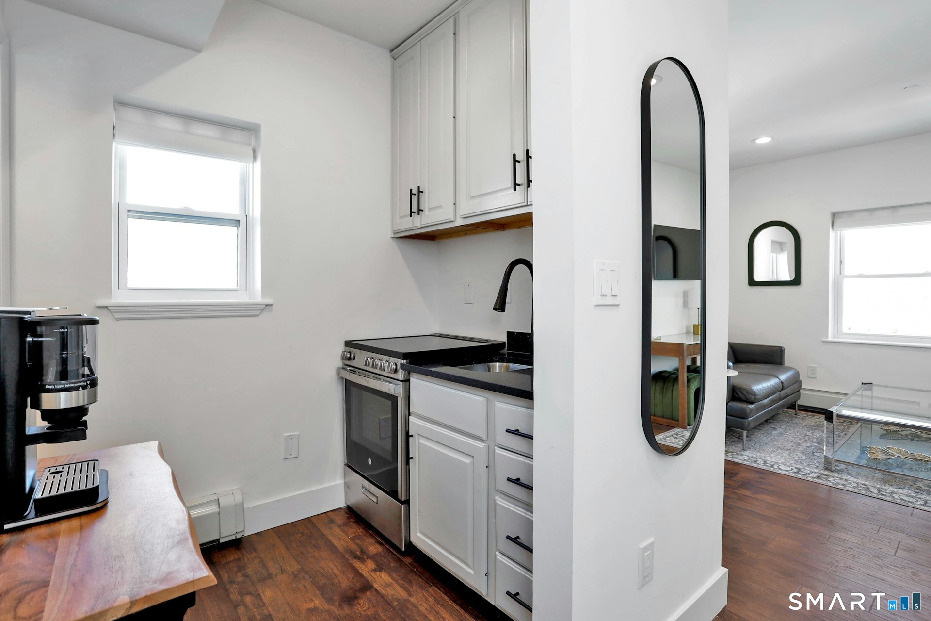 225 Washington Boulevard