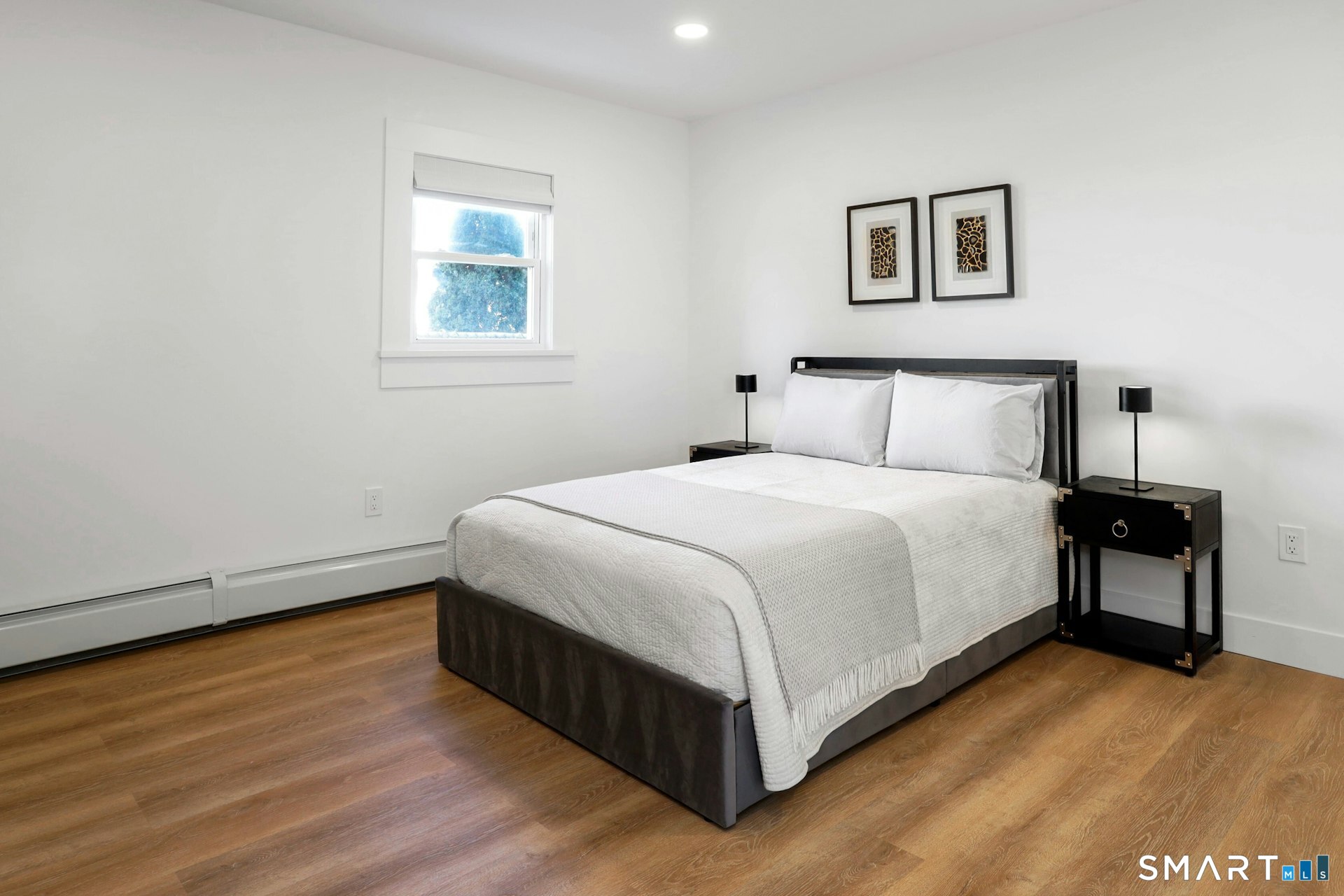 225 Washington Boulevard