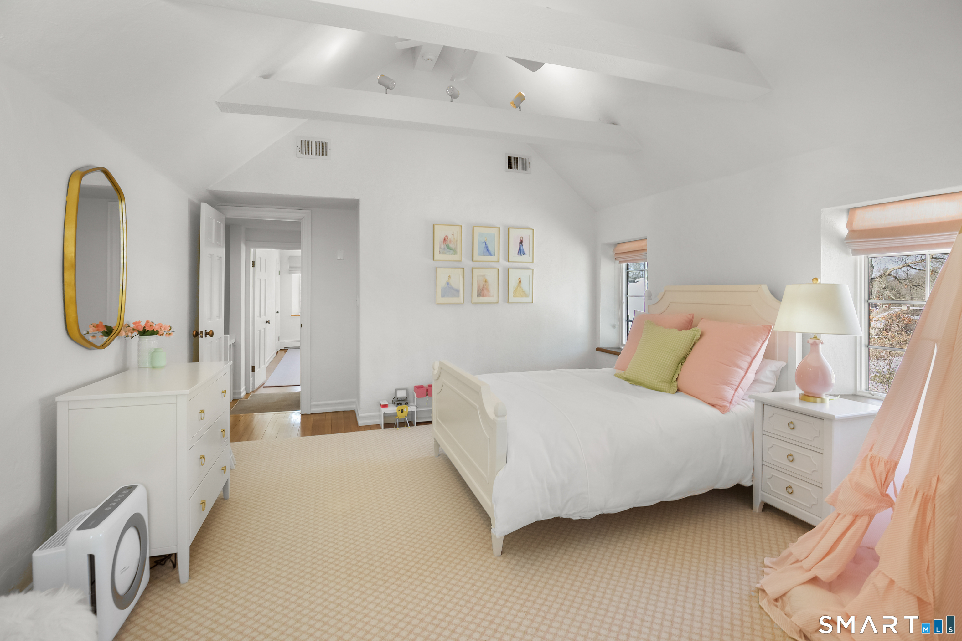 10 Charcoal Hill Road