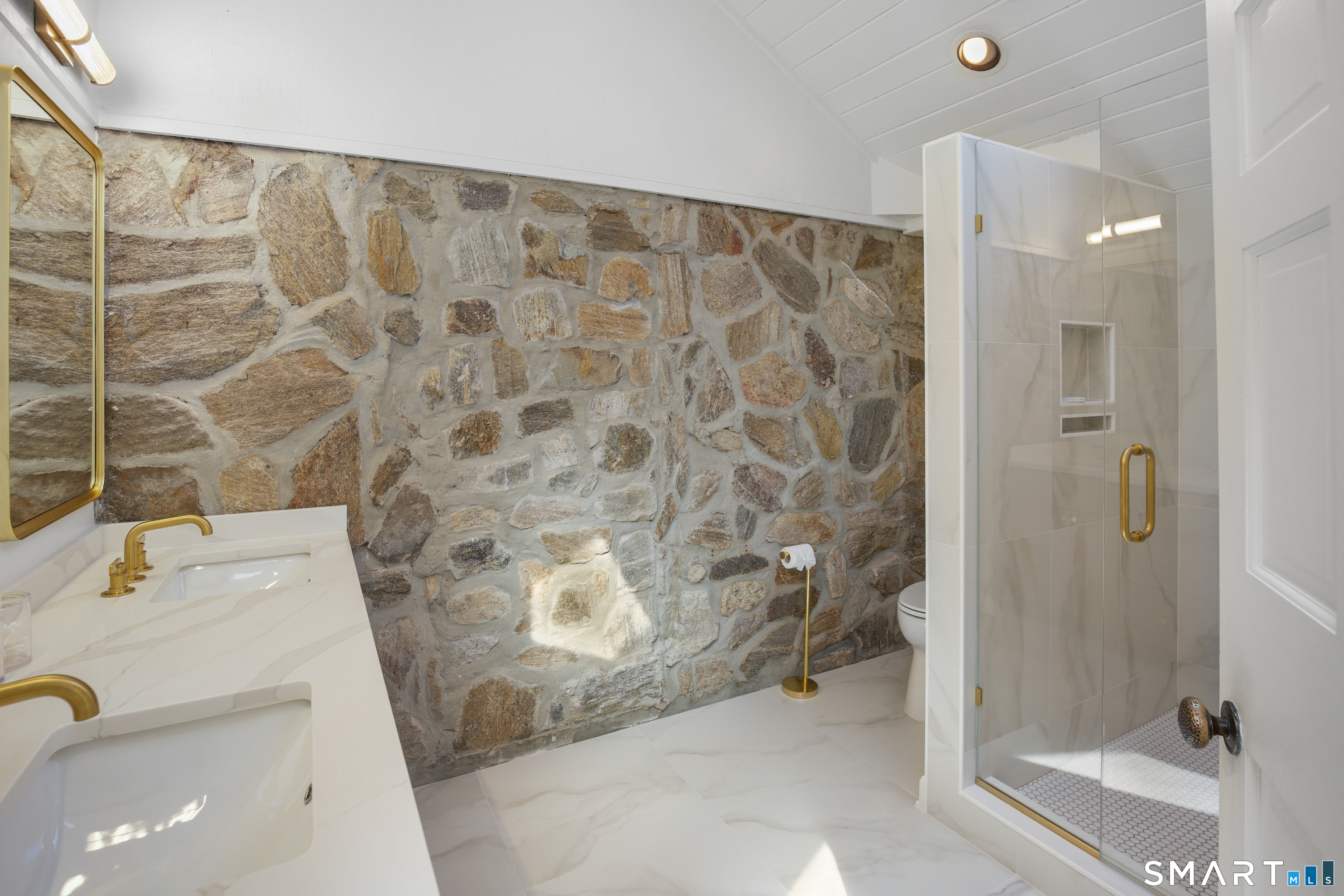 10 Charcoal Hill Road