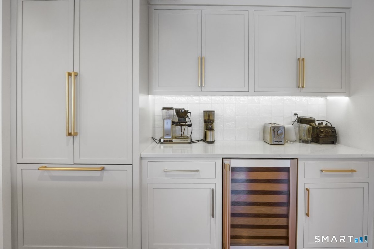 10 Charcoal Hill Road