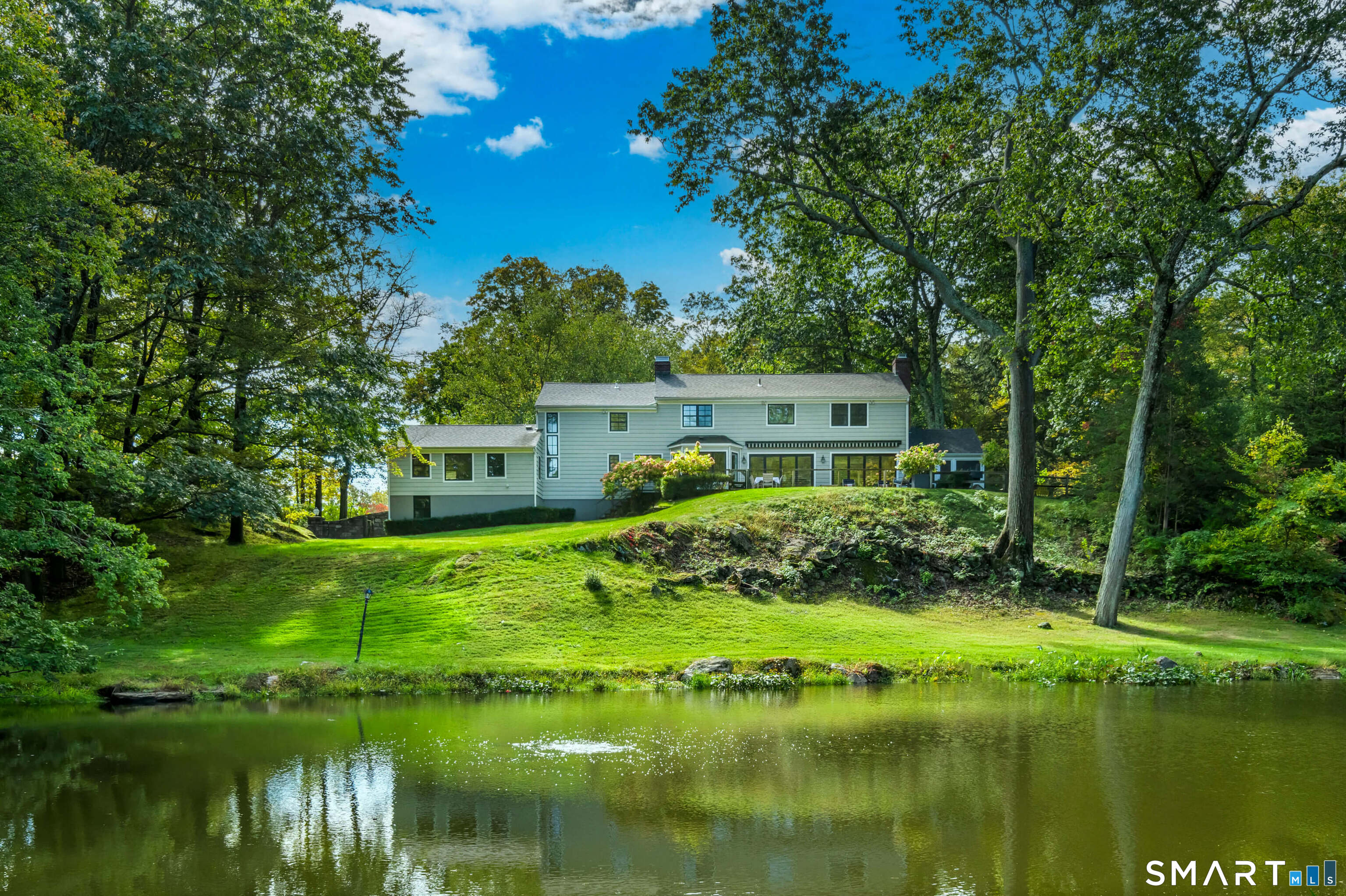 29 Hunting Ridge Road