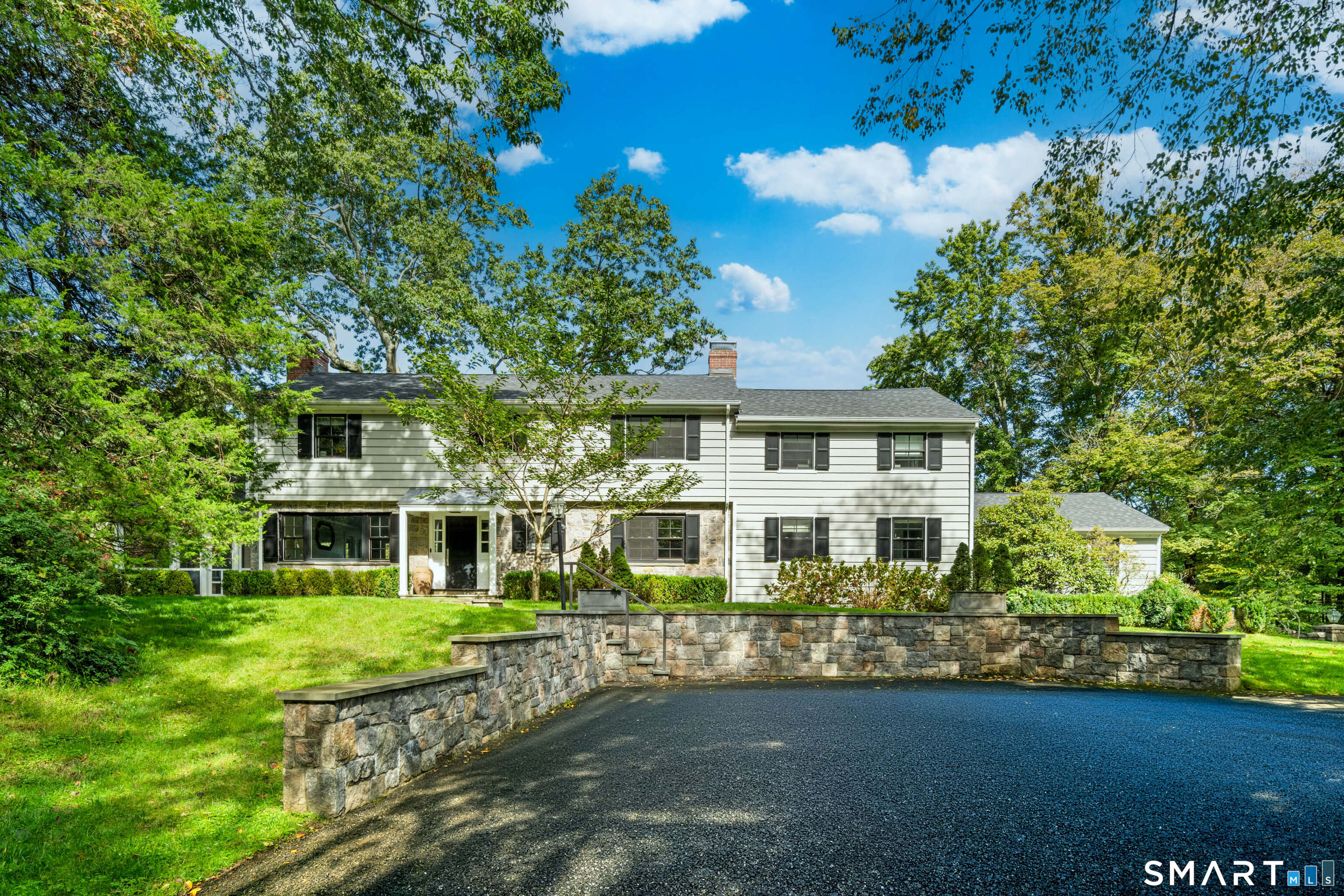 29 Hunting Ridge Road