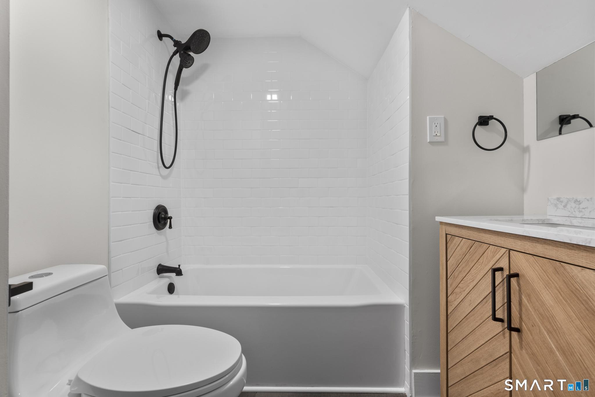 246 Judson Place Apt B