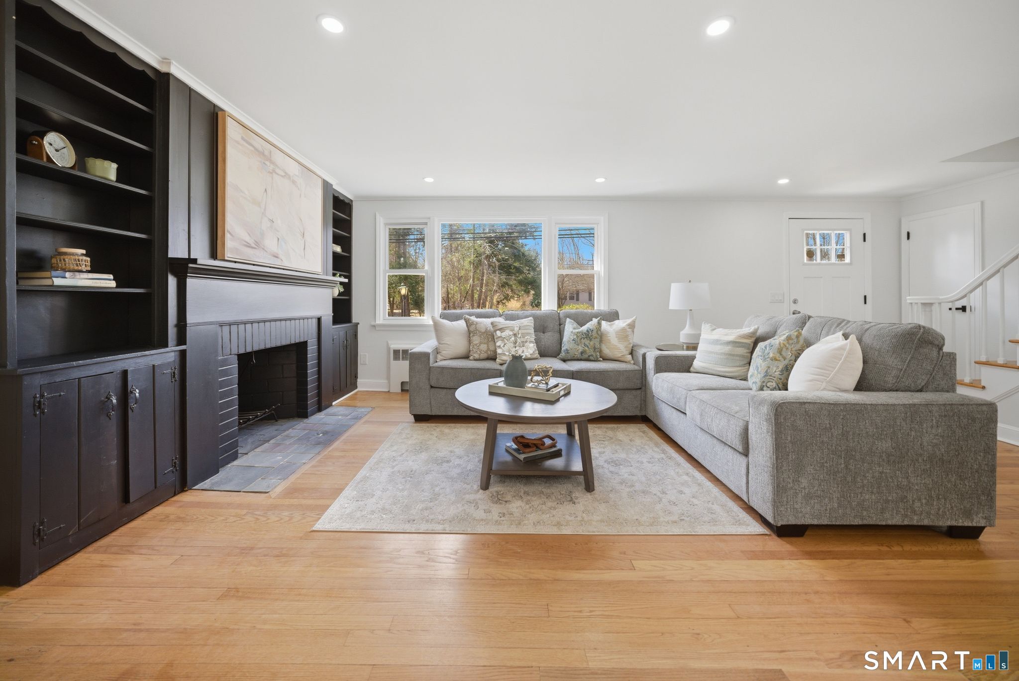 35 Dyer Avenue
