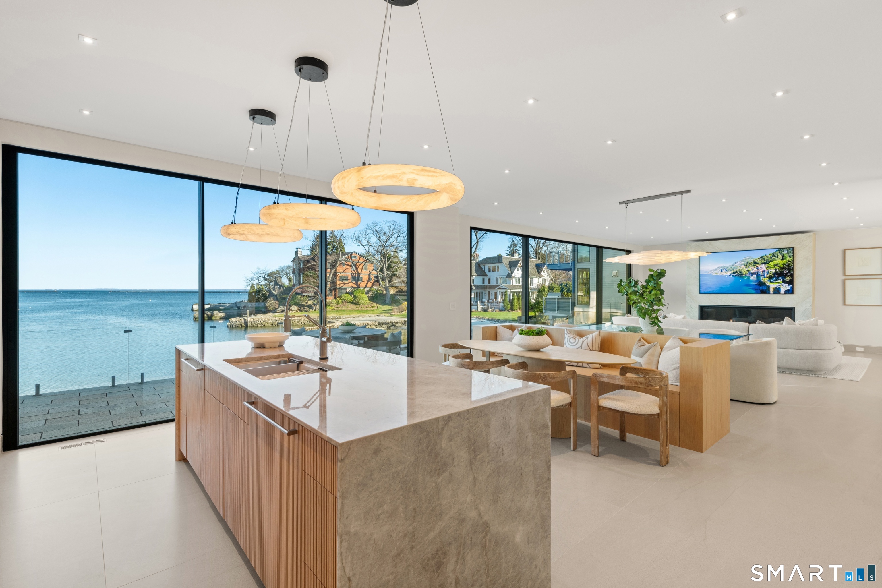 58 Shore Road