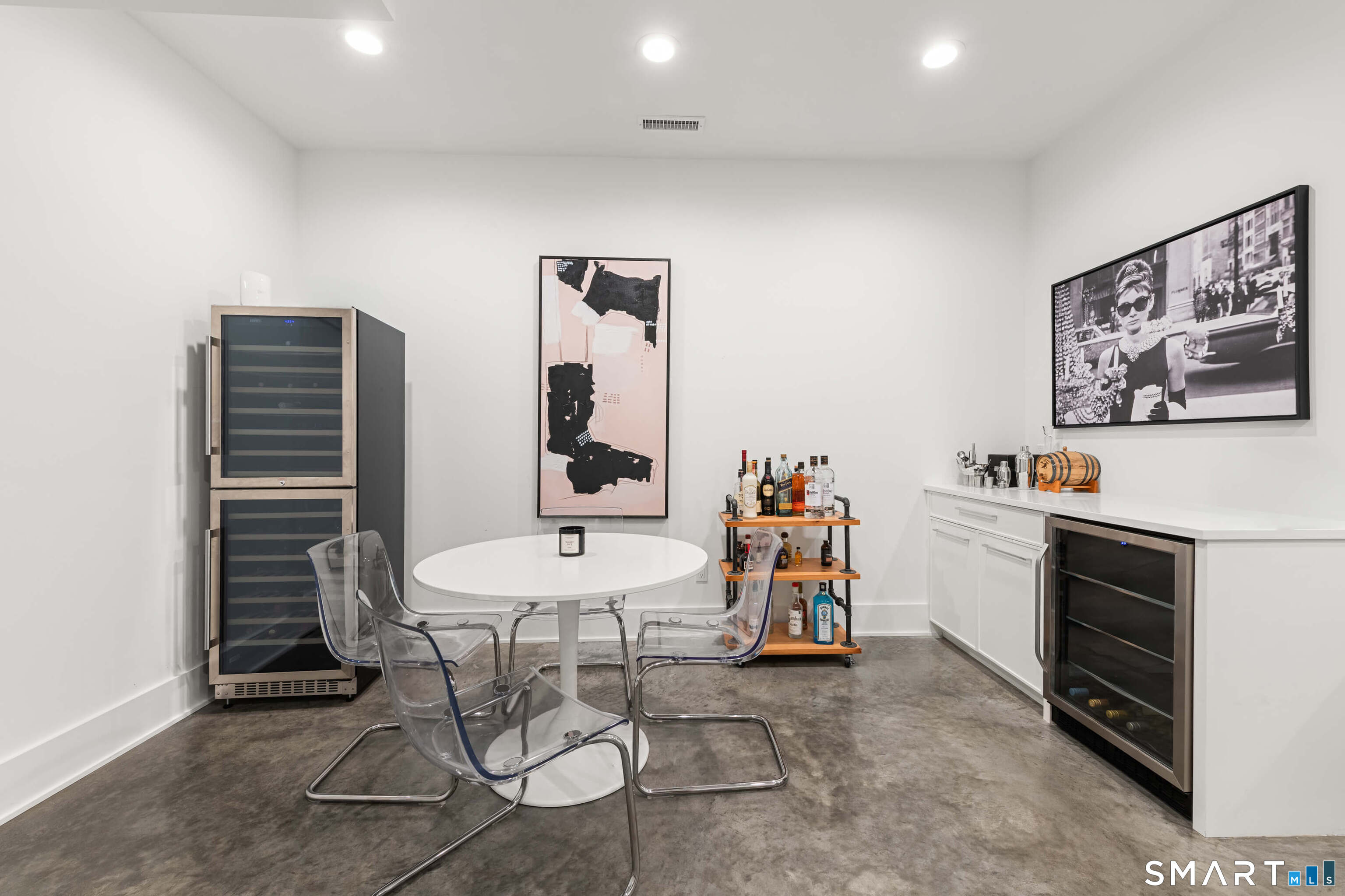 40 Richmondville Avenue