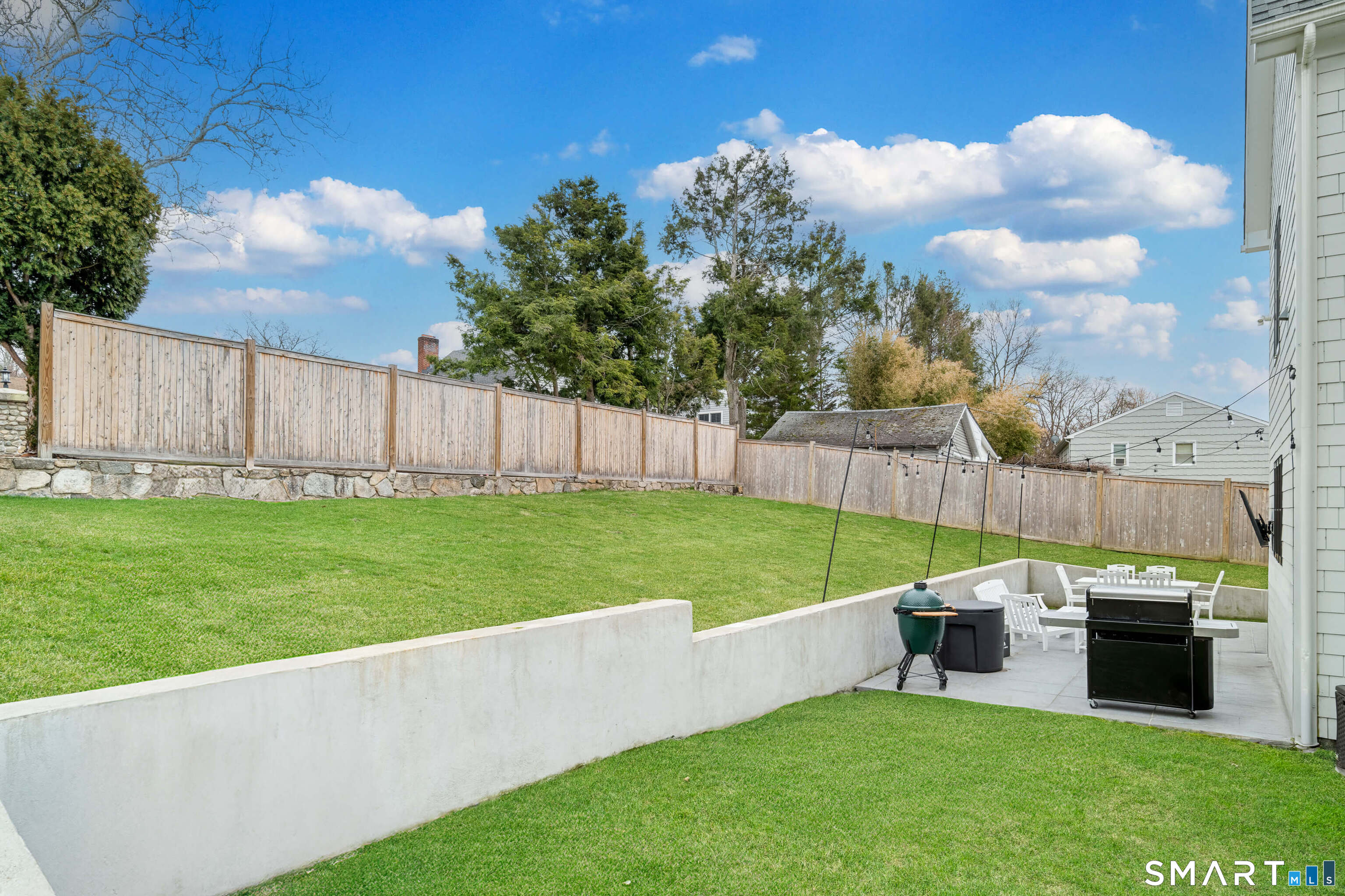 40 Richmondville Avenue