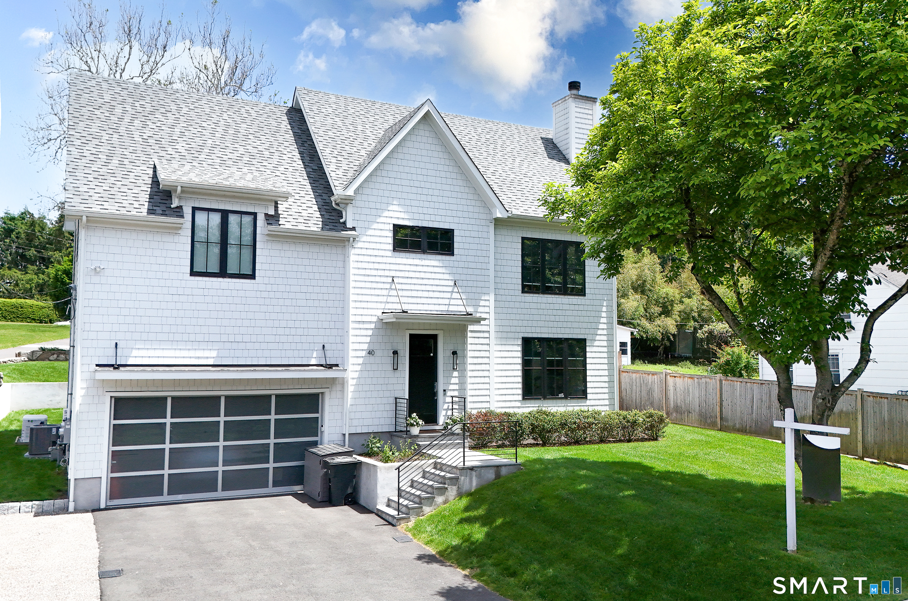 40 Richmondville Avenue