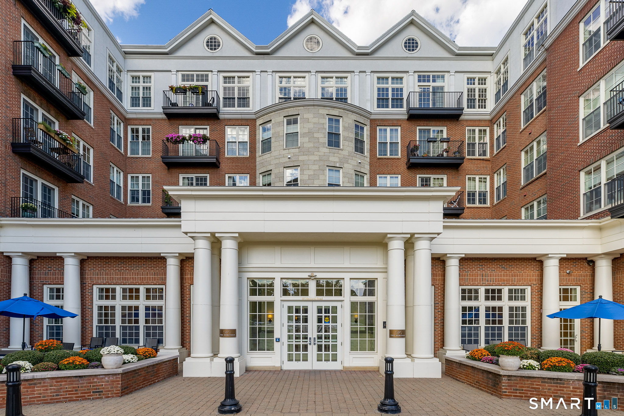 85 Memorial Road 205