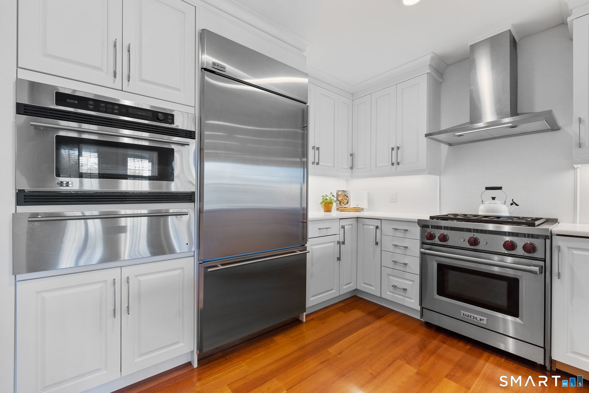 85 Memorial Road 205