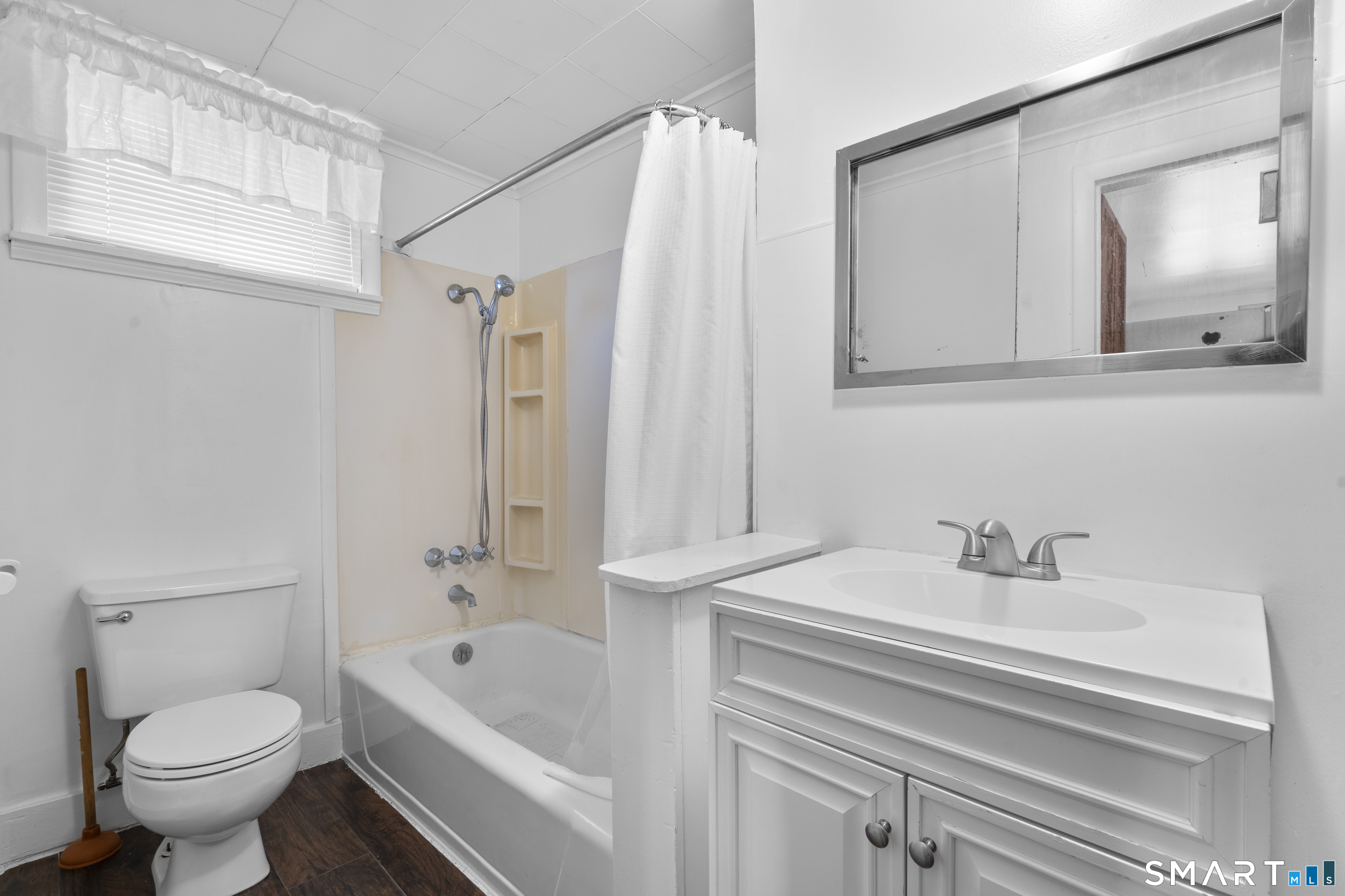 48 Anderson Street 2